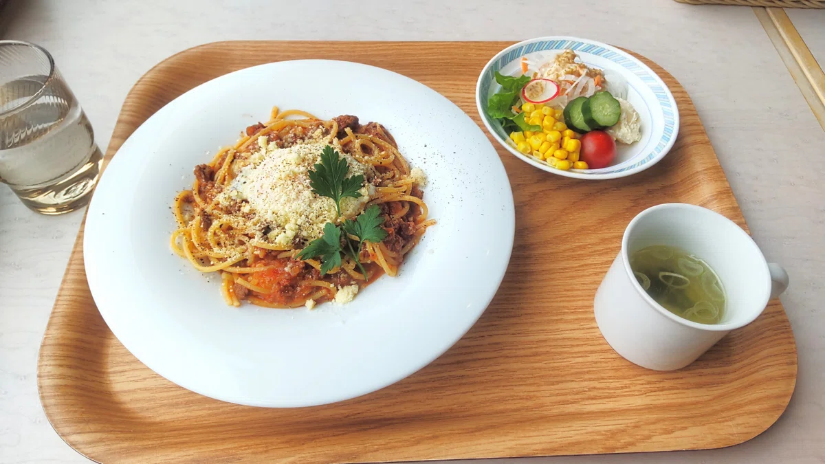 オホーツク温泉 ホテル日の出岬のミートソーススパゲッティの写真