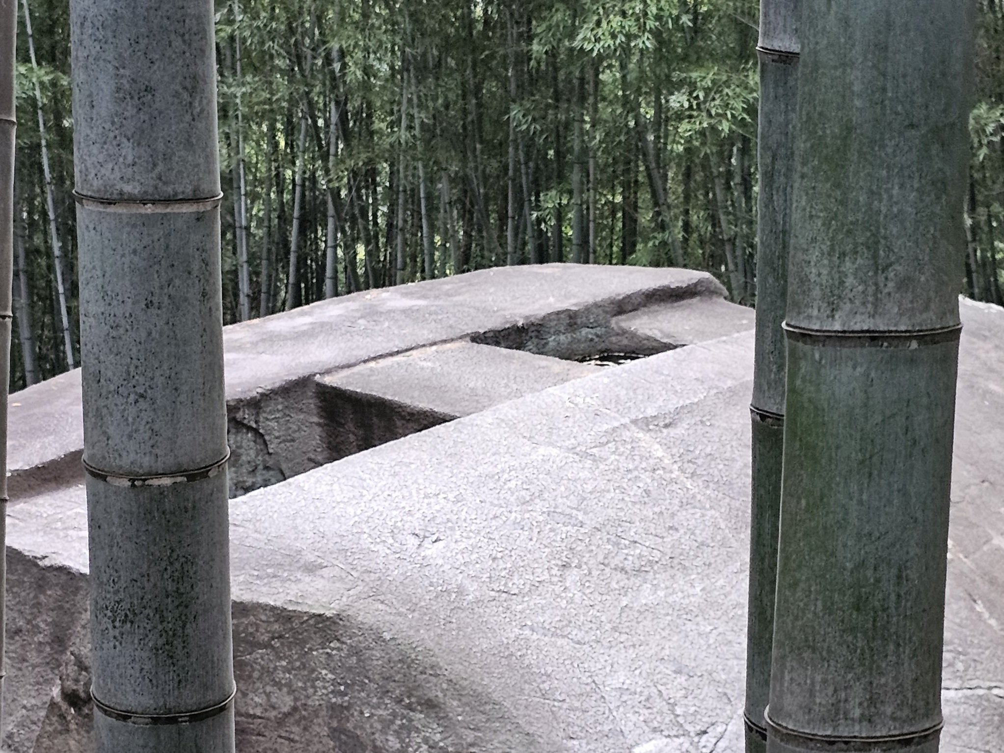 史跡散歩｜益田岩船｜奈良・橿原市｜謎の巨大石の正体は？｜xicano