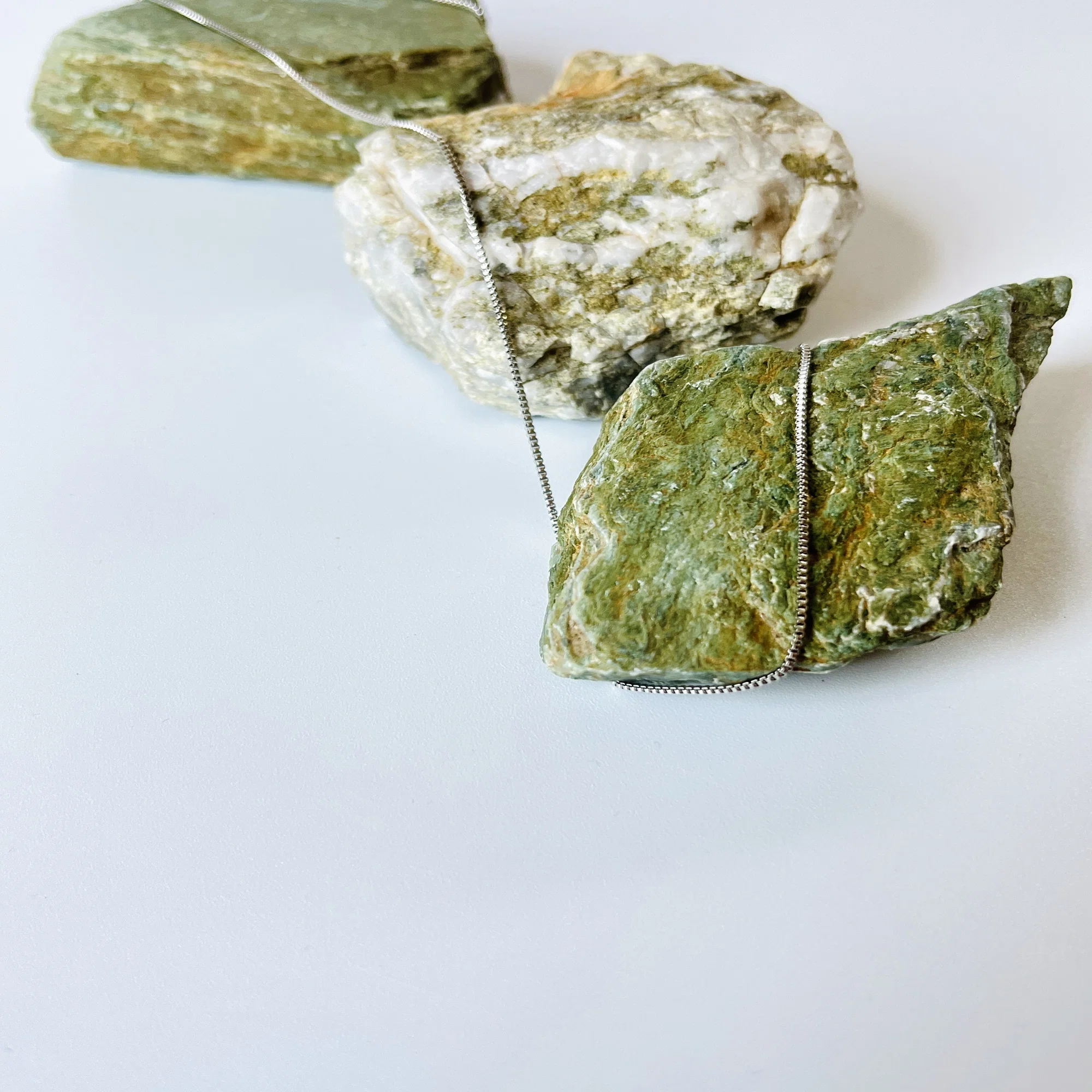 きれい 鉱物 結晶 120 件の 綺麗な鉱物 結晶 や 鉱物 のアイデアを見つけ