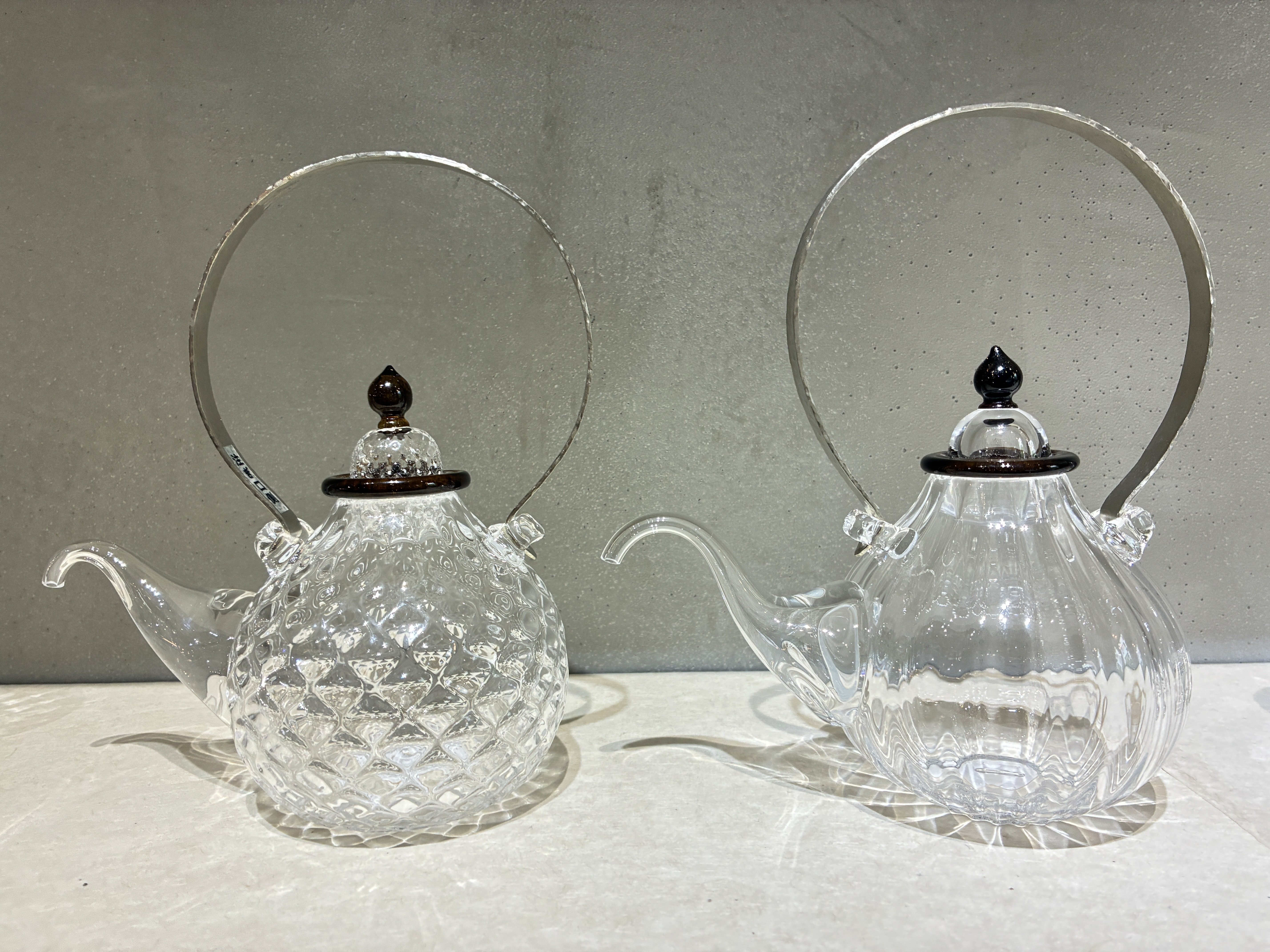 田井将博 ガラス ひょうたん型 花器 田井将博】輪花豆鉢 – 工房イクコオンラインショップ