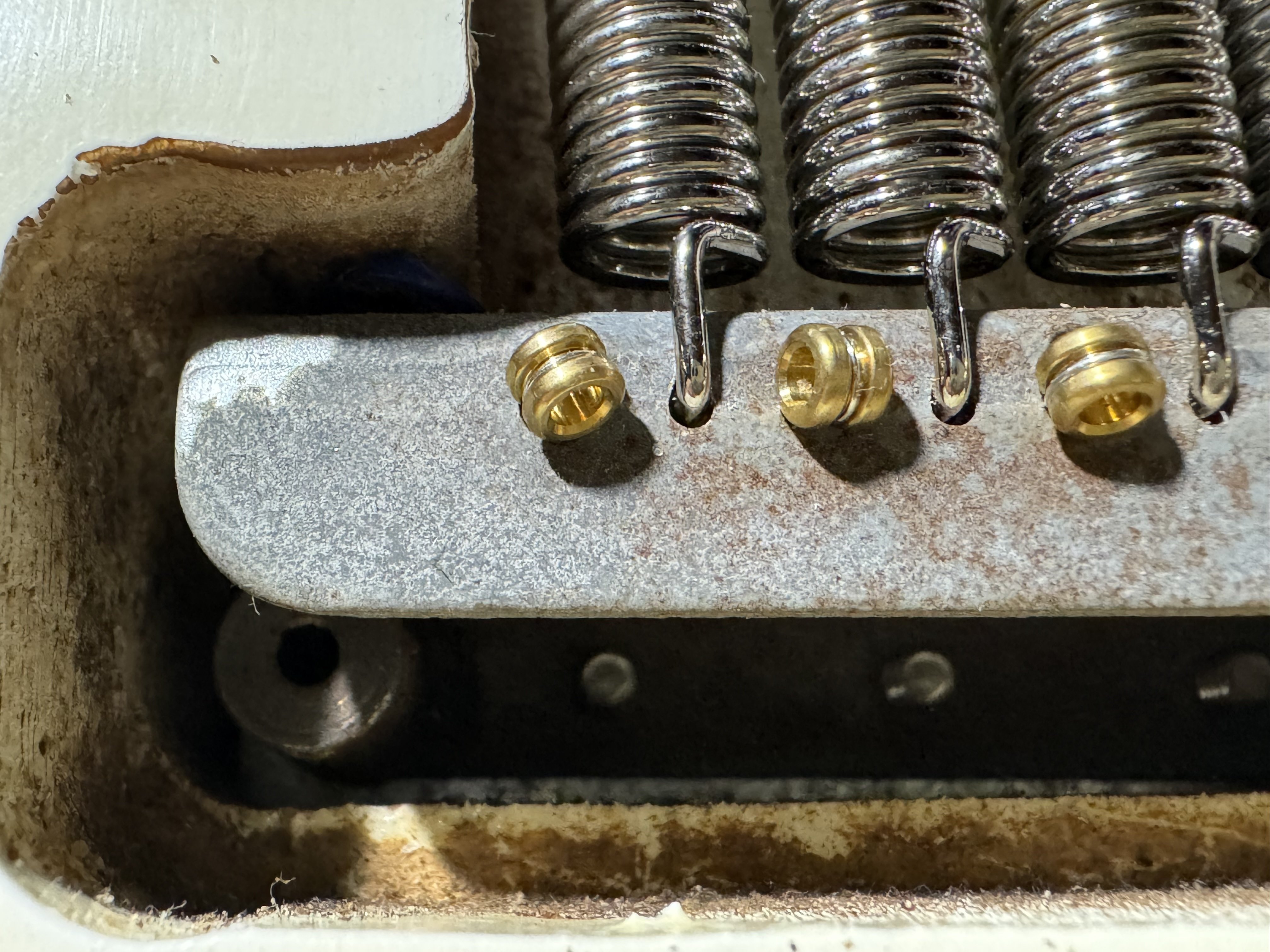 Zingg® ELECTRIC と 不思議なピックアップ｜まんぼう