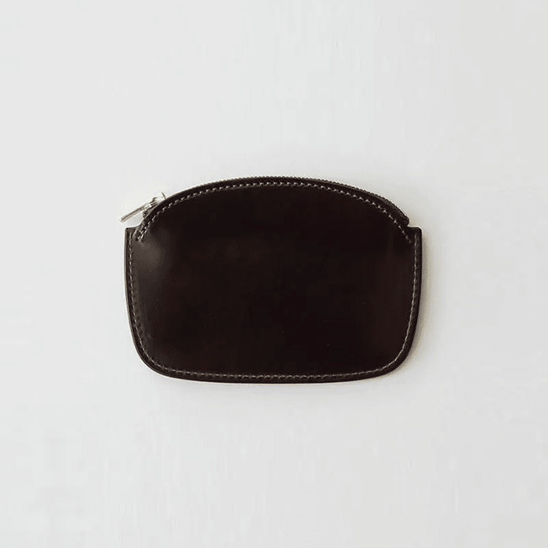 革とともに時を重ねる──formeのBurgundy｜THIRTY' THIRTY'