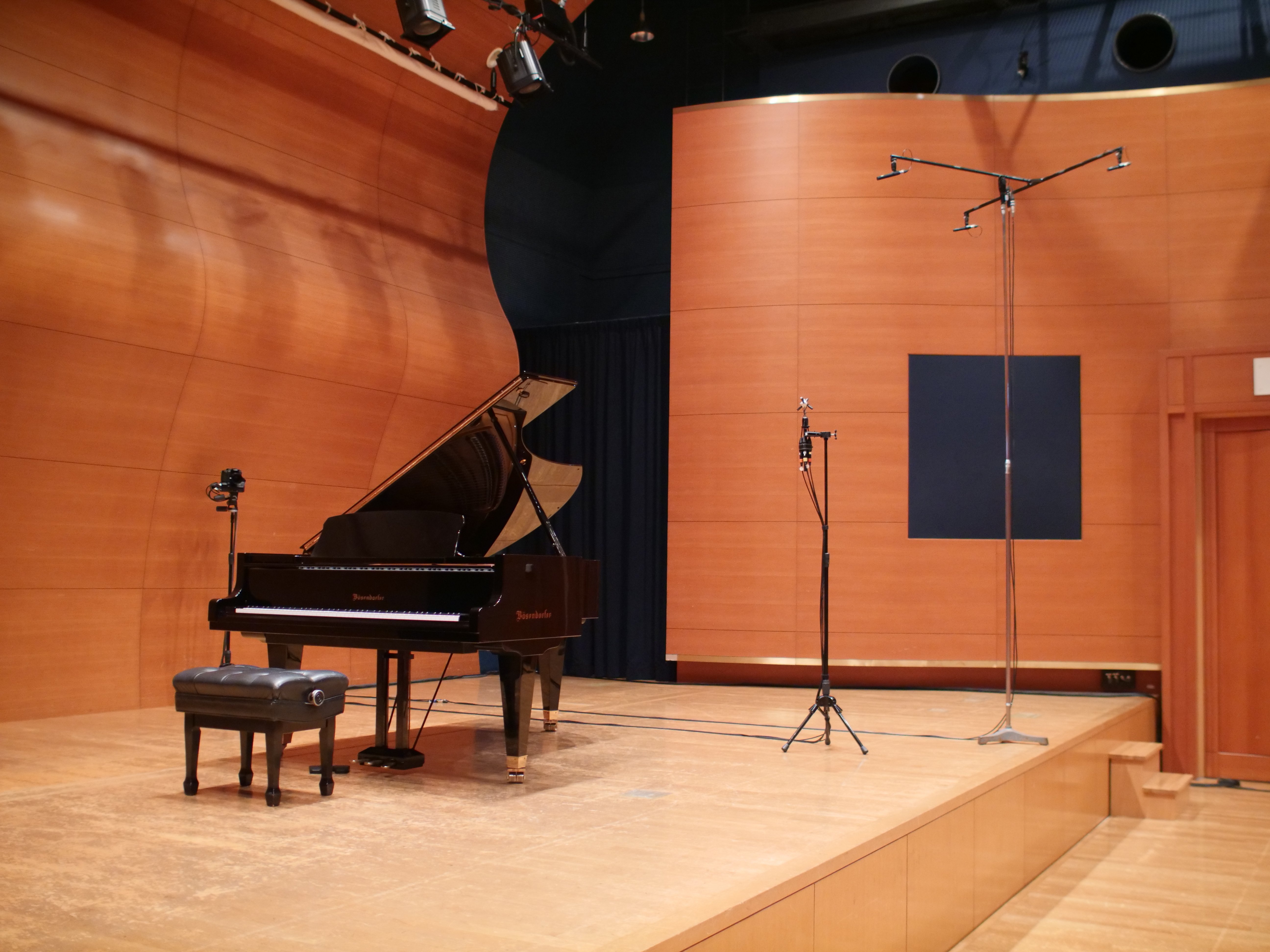 自作アンビソニックマイク（2号機）でホール録音テスト（動画あり