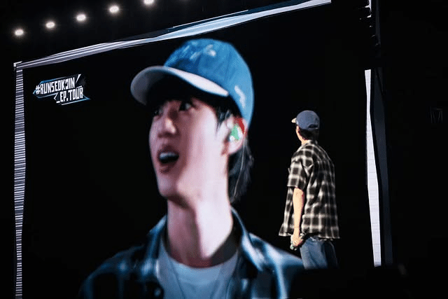 BTS ジン JIN アンコン タルソク チェックシャツ L グク BTS ジン JIN アンコン タルソク チェックシャツ L グク BTS