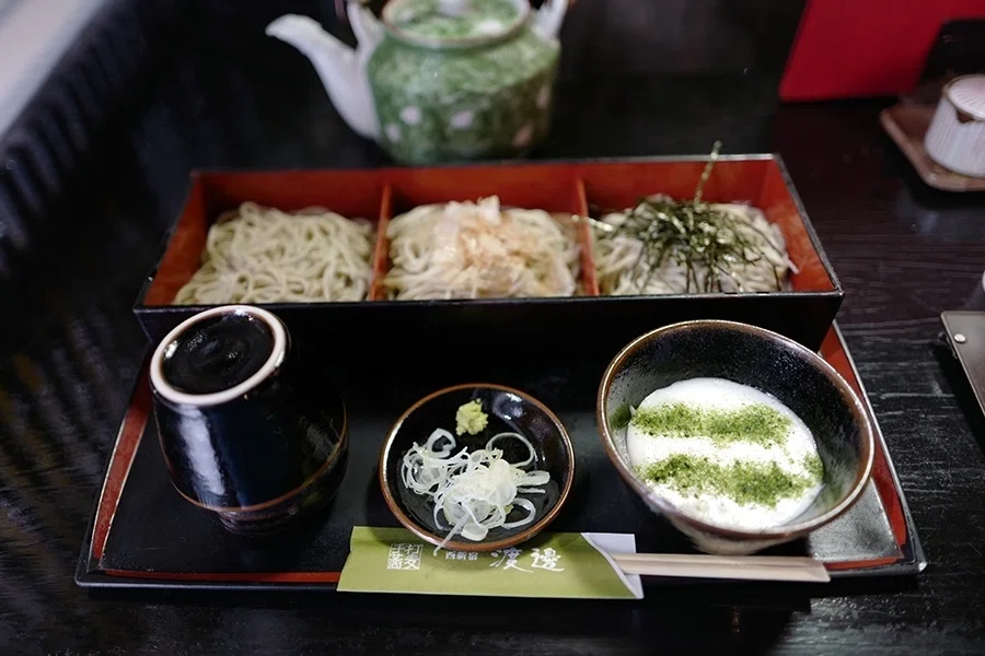 Soba Samai and a Lettuce Dog｜サカキシンイチロウ