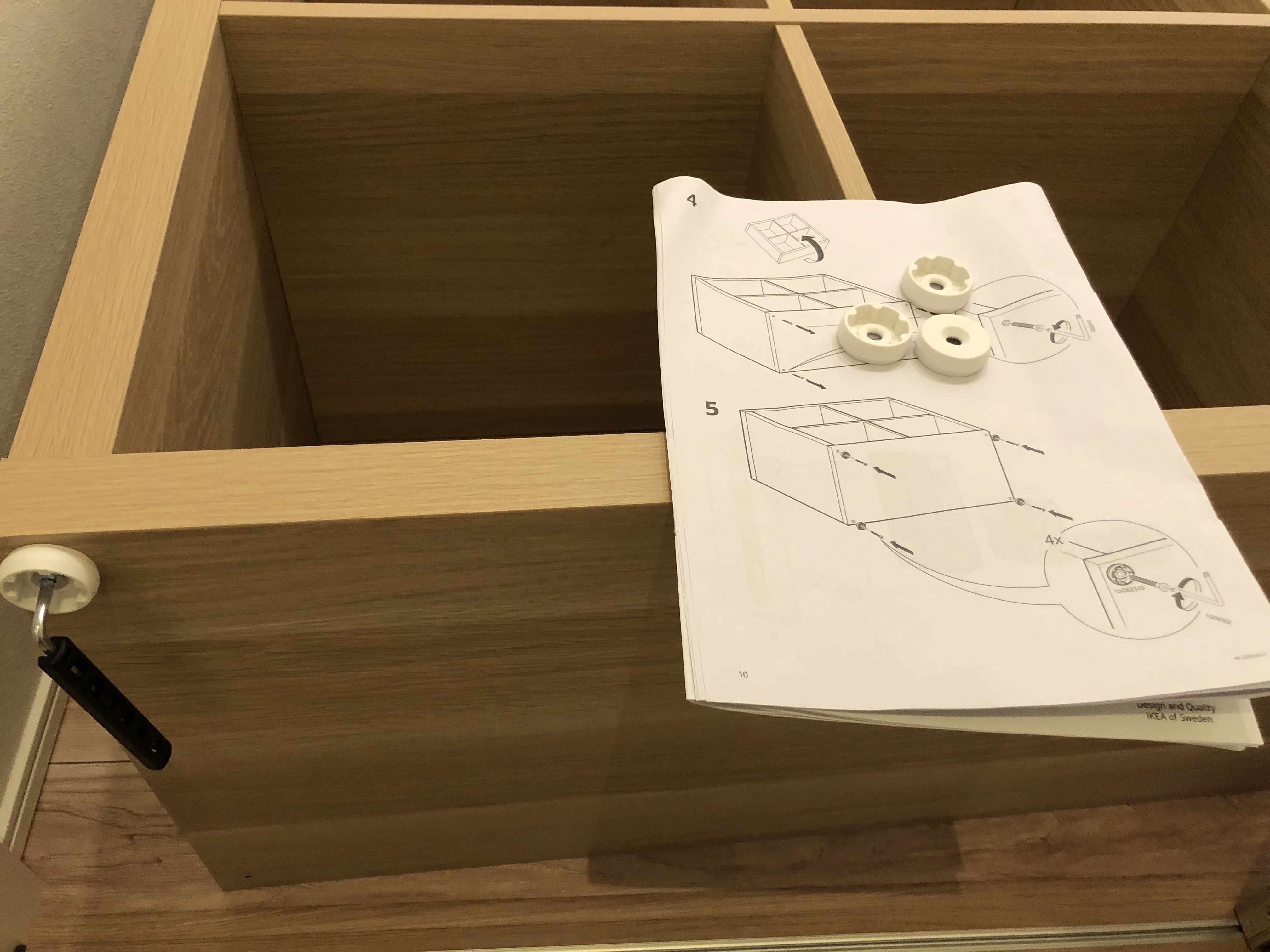 IKEA KALLAX/カラックス組み立て｜唯井ノ 龍昴／E-03