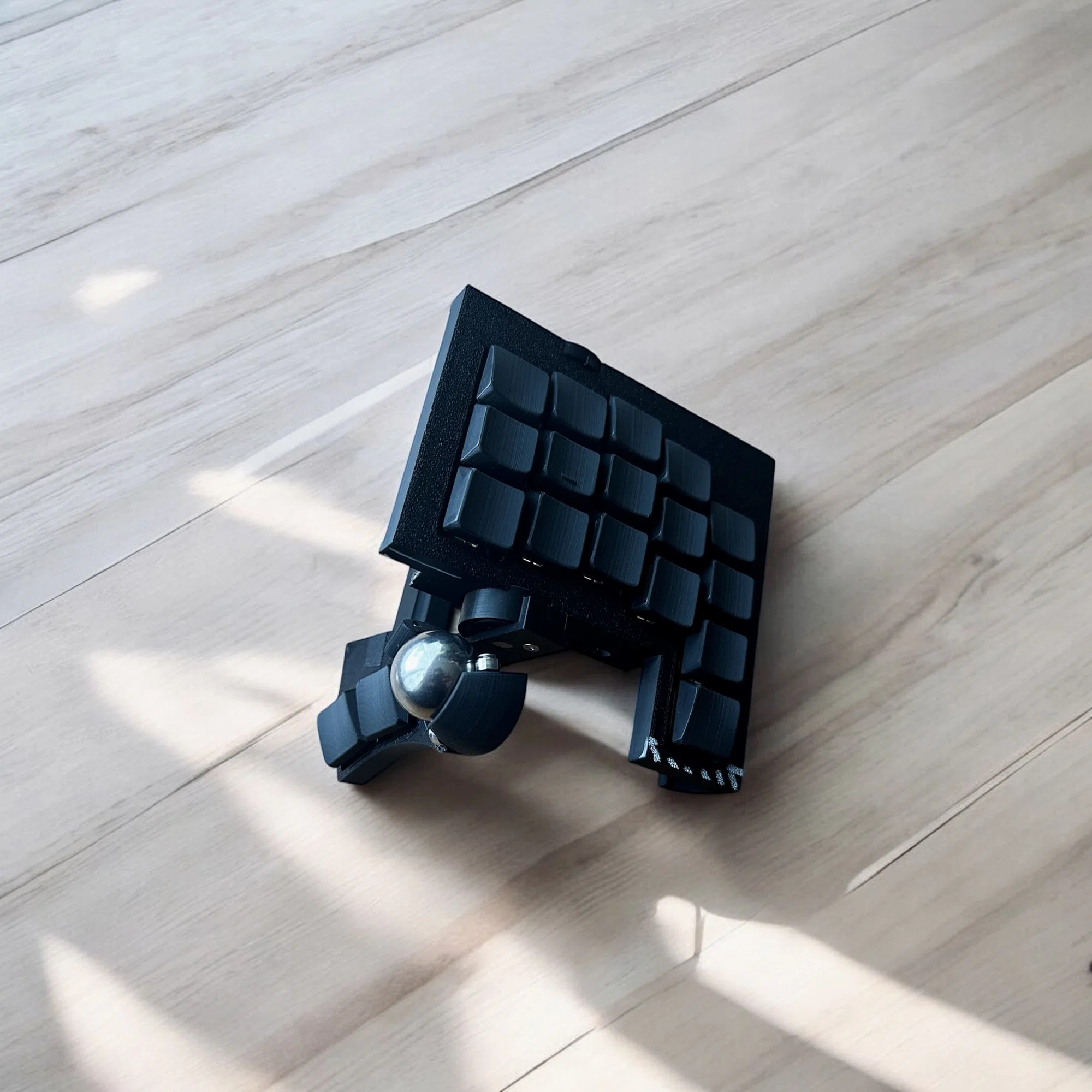 たしか自作キーボードを作っていたはず｜五十川 十一