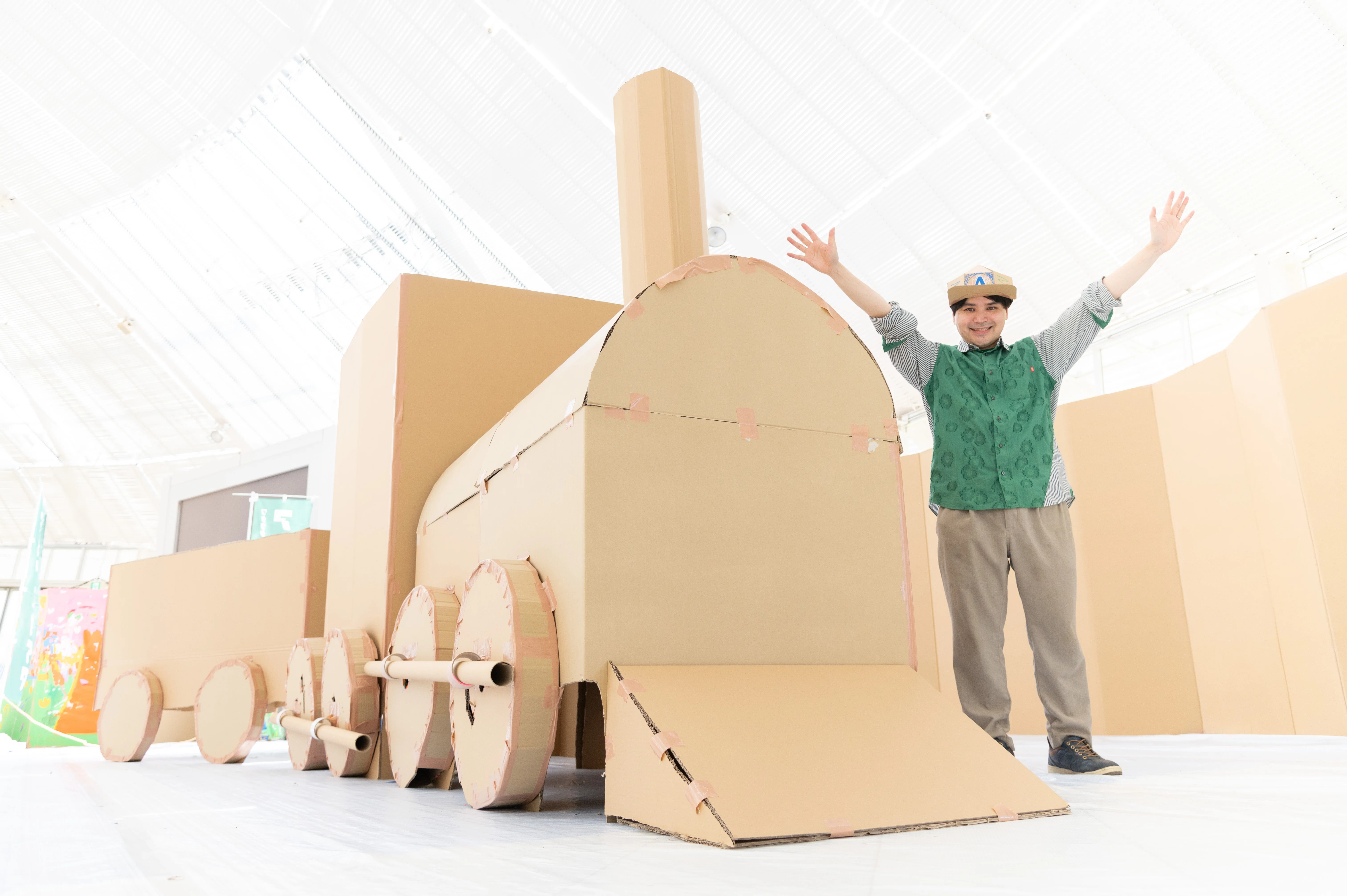 イベントレポ】空間造形作家山田龍太・ダンボール造形ペインティング