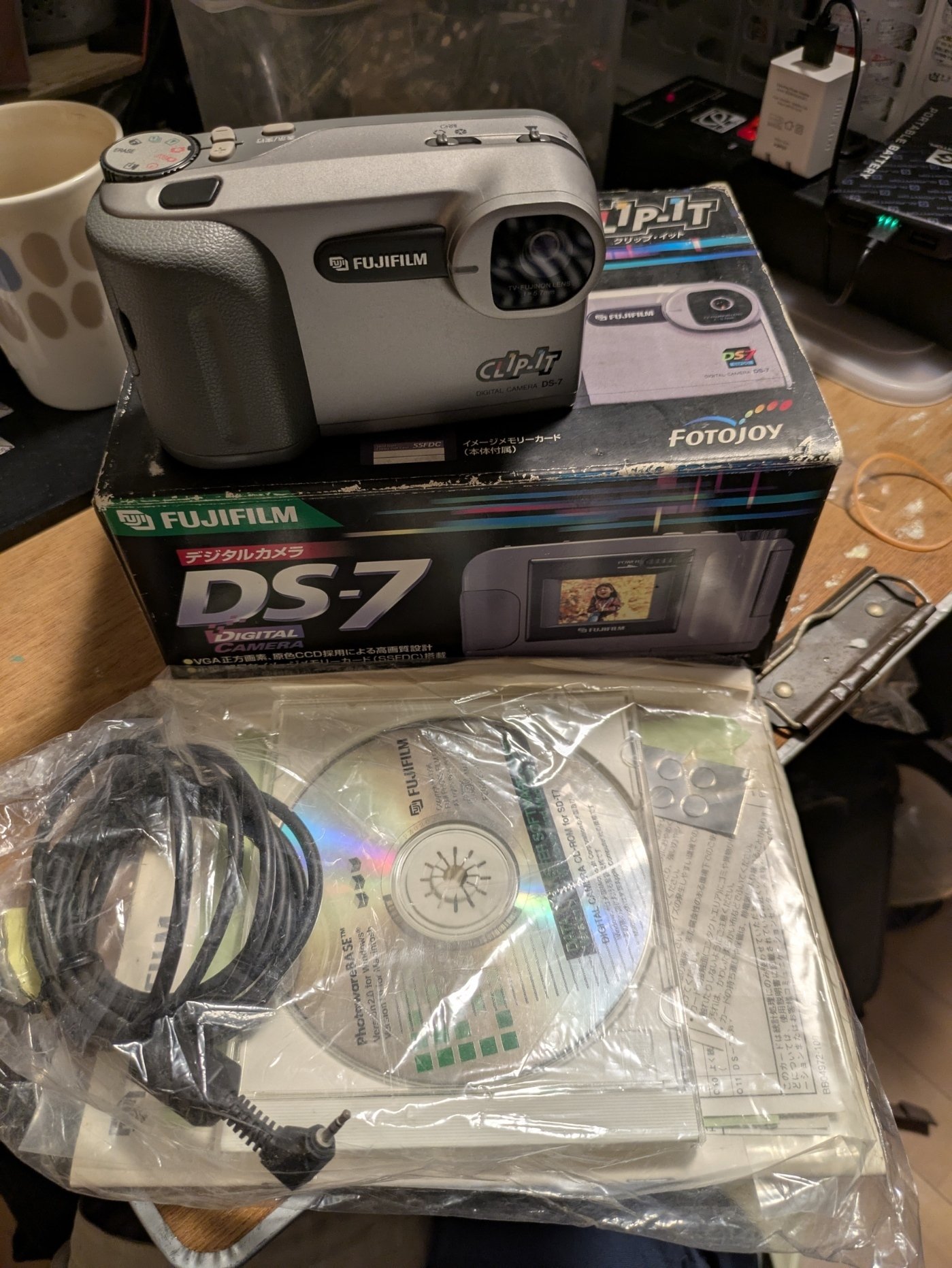 ブランド通販サイト FUJIFILM CLIP-IT DS-7を購入｜真城亜 デジタルカメラ