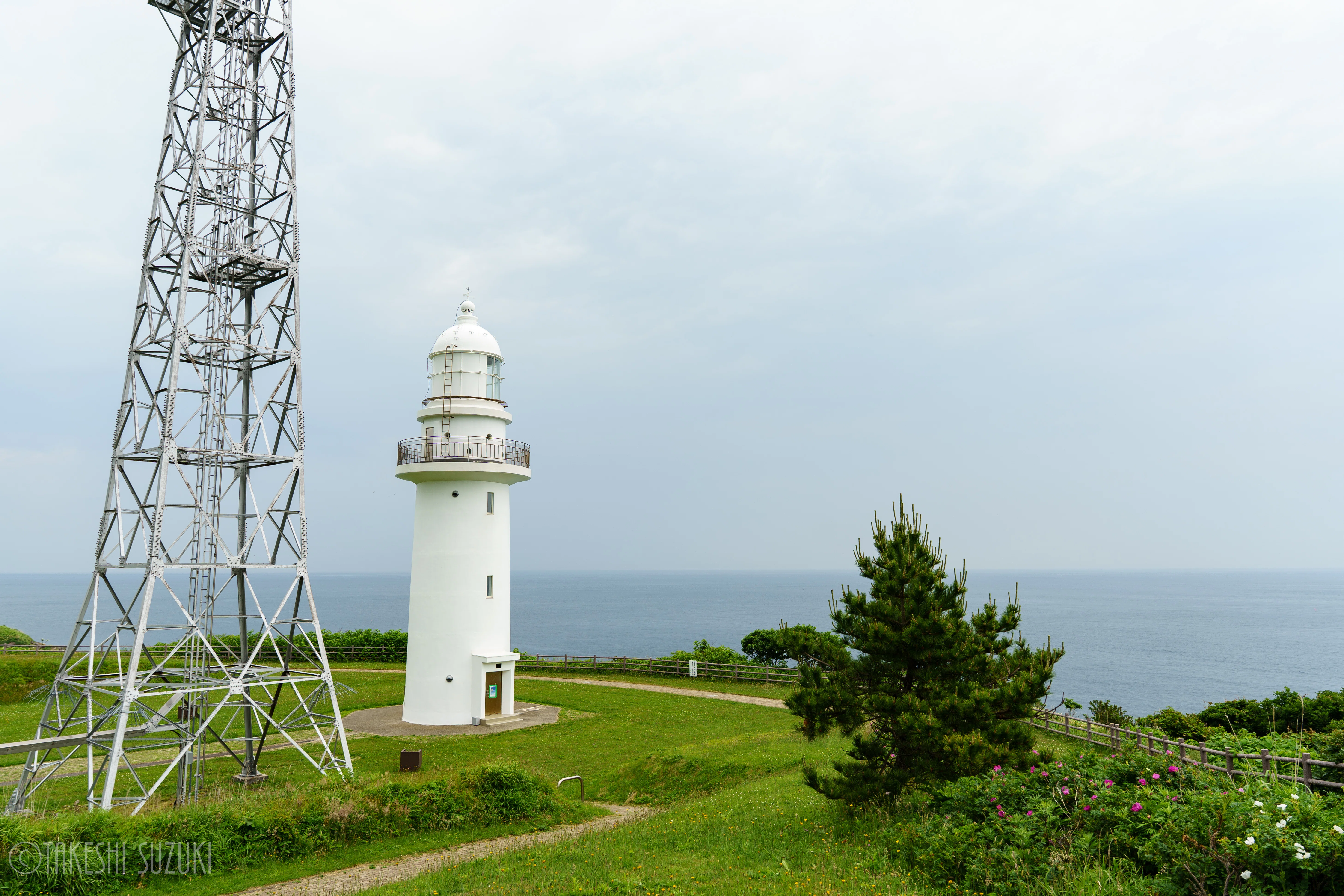 恵山岬灯台｜北海道函館市｜すずきたけし