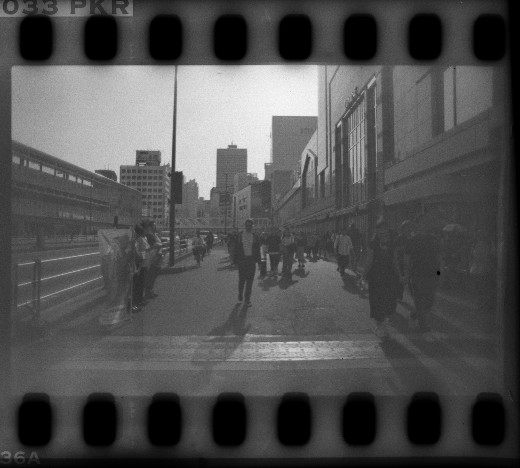 Kodachrome 64をモノクロ自家現像してみたよ｜峰海なまこ