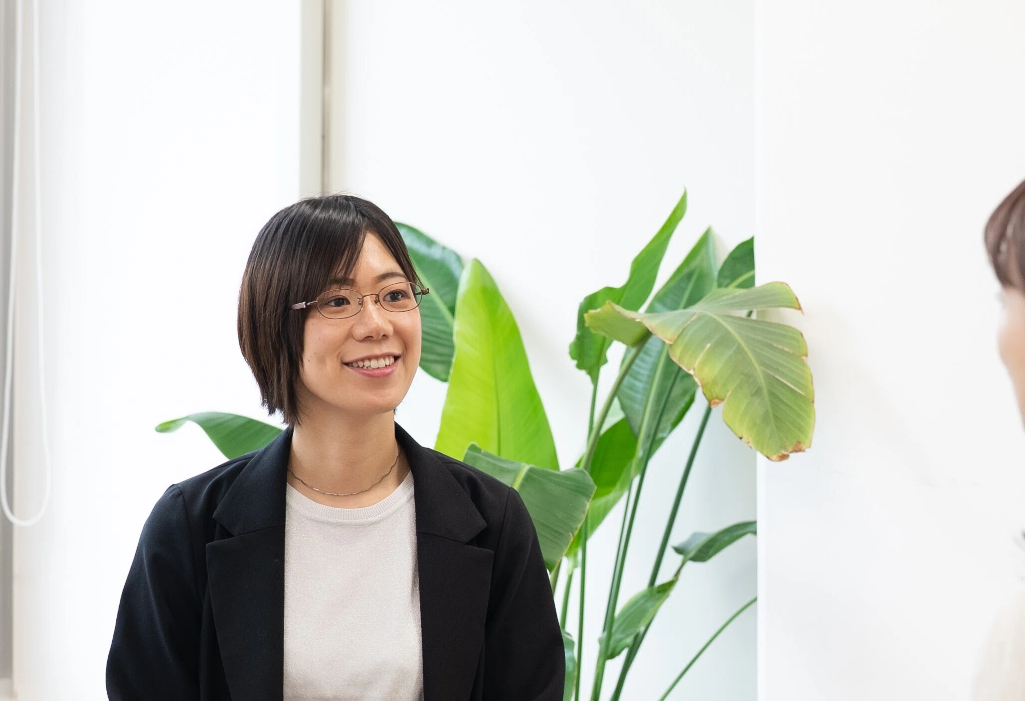 未踏の世界を切り開く、強いチームを作る─セールス部・村山あさひの