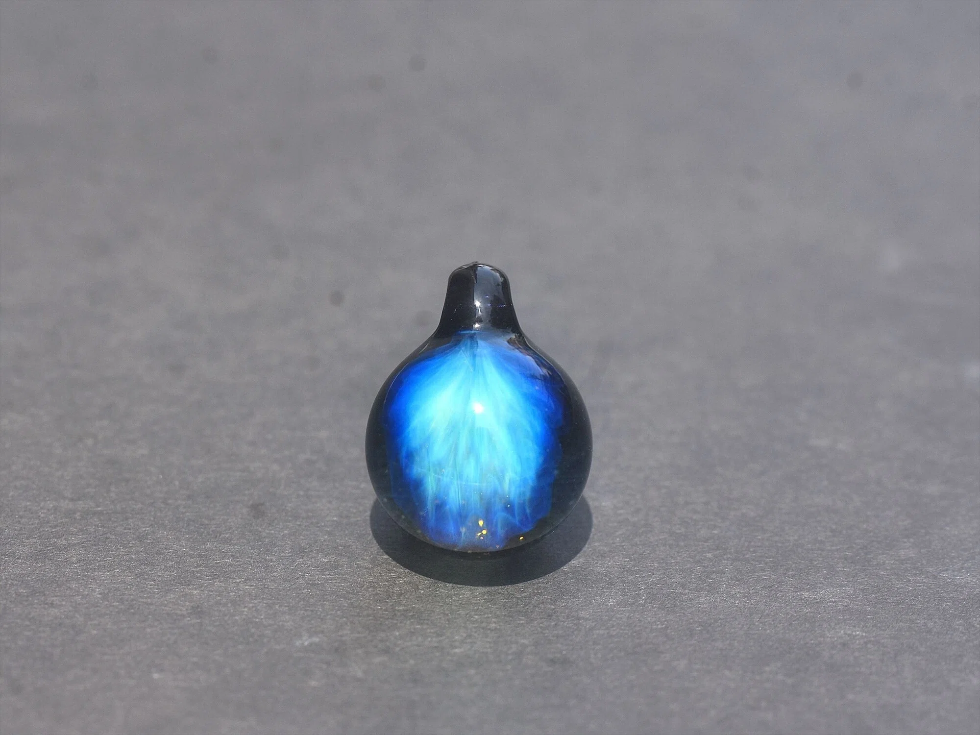 ドラゴン彫刻の金属製パイプ2509 Dragon Pipe(ドラゴンパイプ)入荷です｜Glass Gallery BOHEMIAN