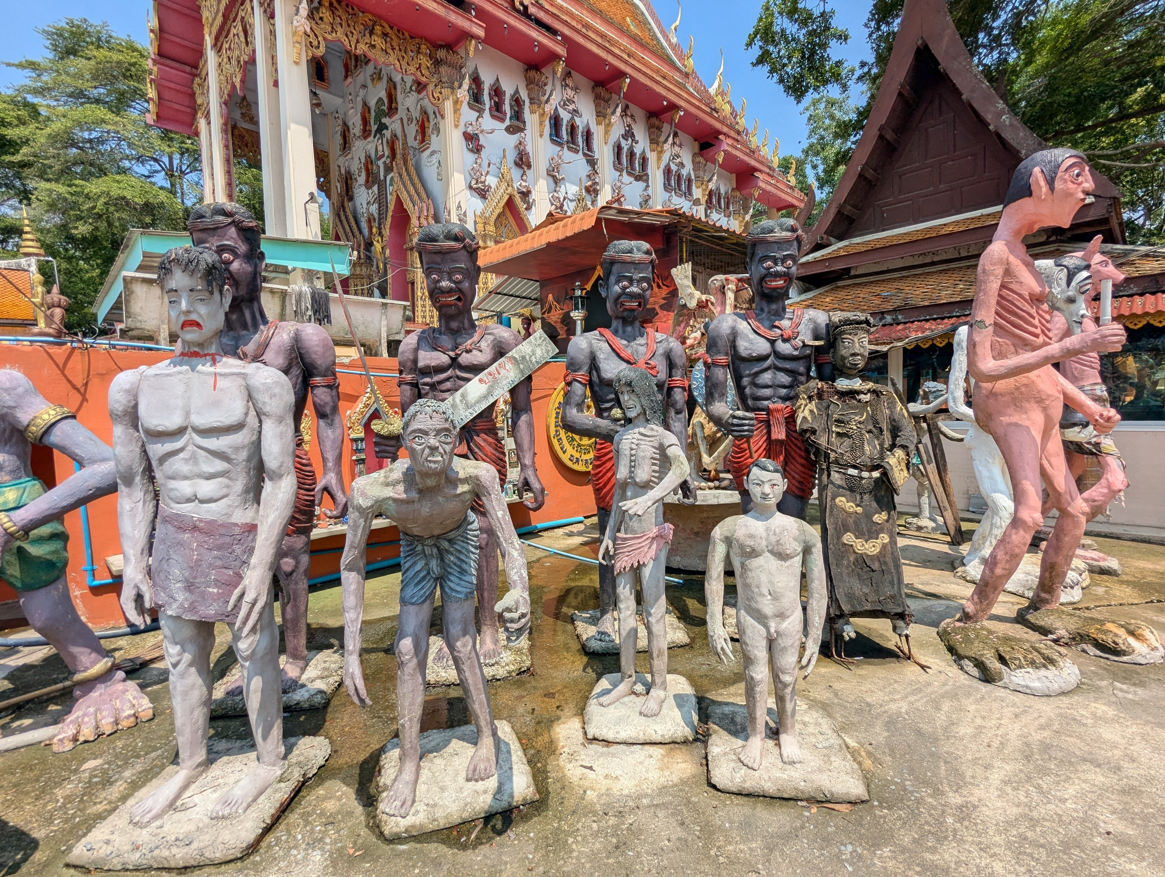 呪物　タイ　バンコク お守りか使い魔か？ タイの童子像呪物「クマーントーン／ルーク