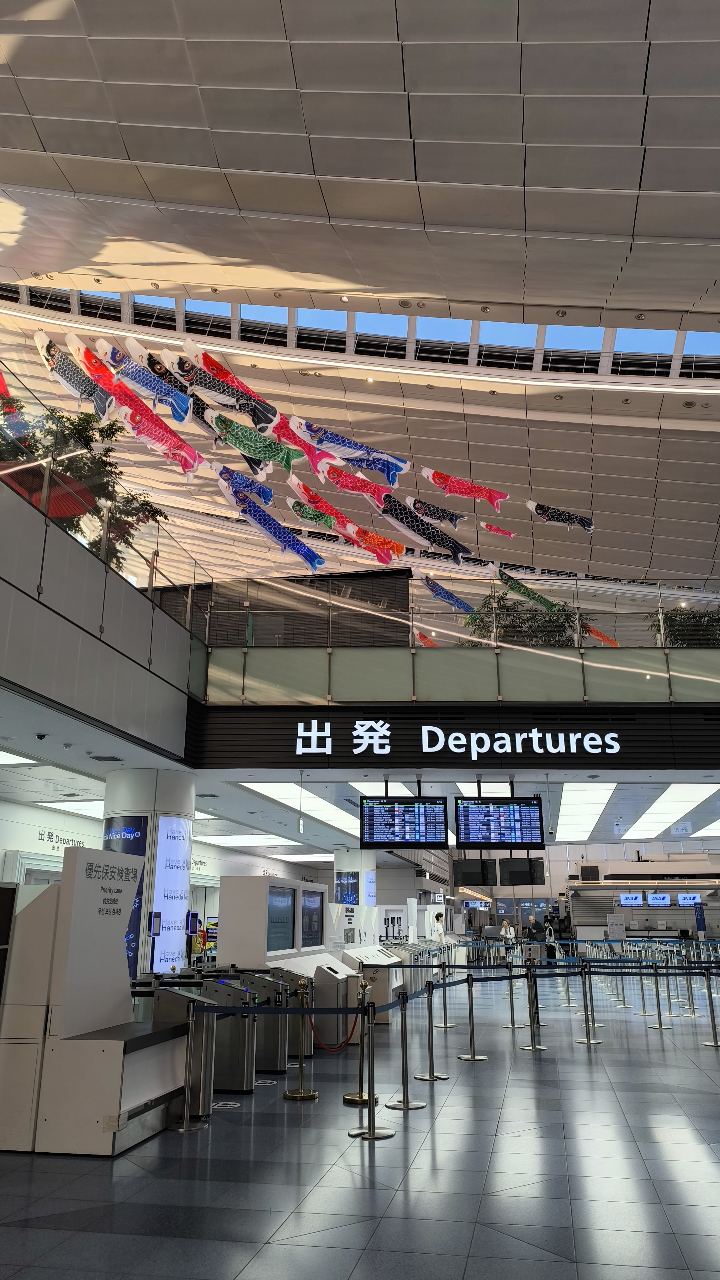 ✈️【香港旅行】2025年3回目GW真っ最中！朝イチLCCで香港へ🌟東横INN
