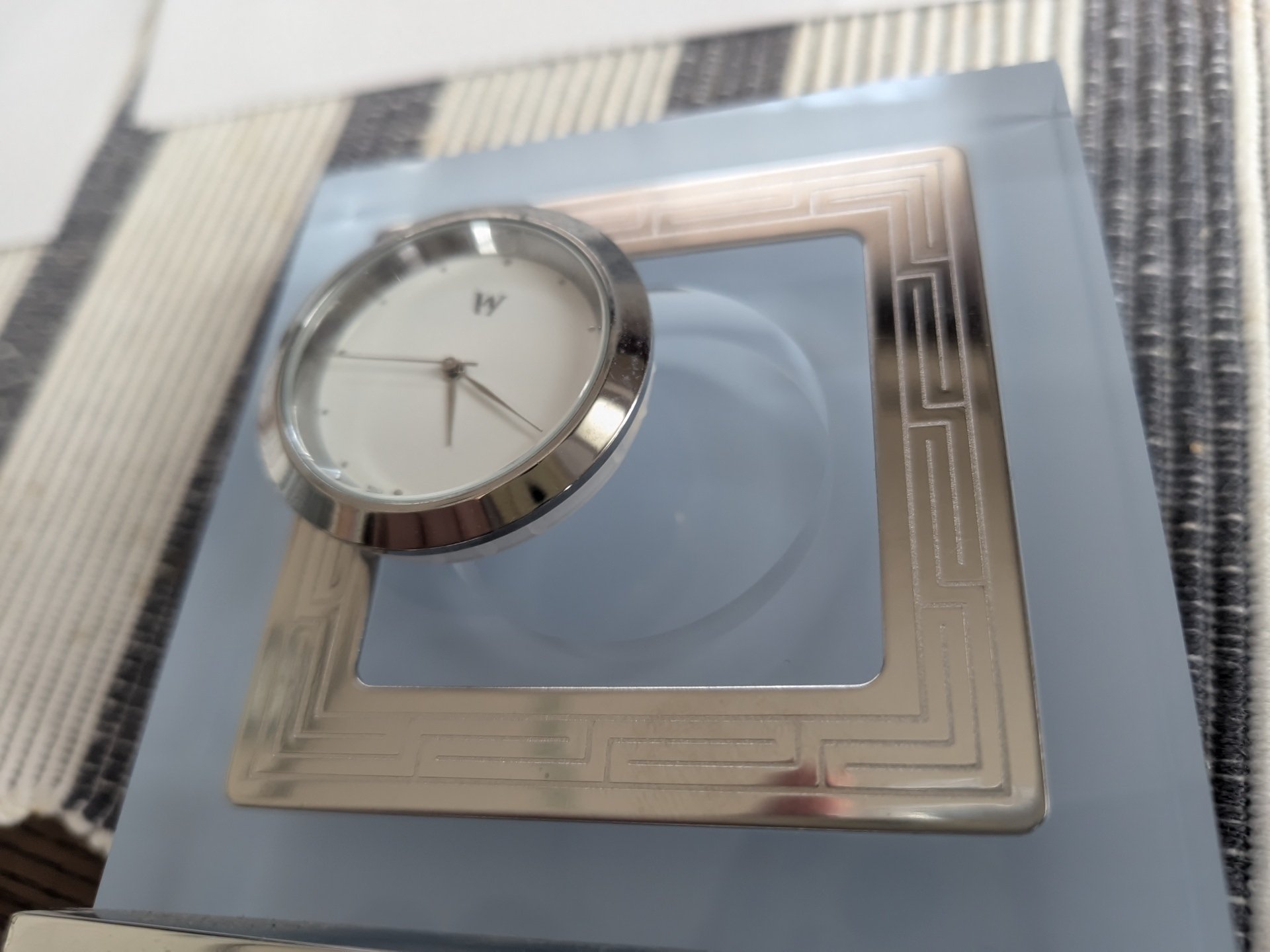買ってよかったアイテム③ウェッジウッド(Wedgwood) の置時計