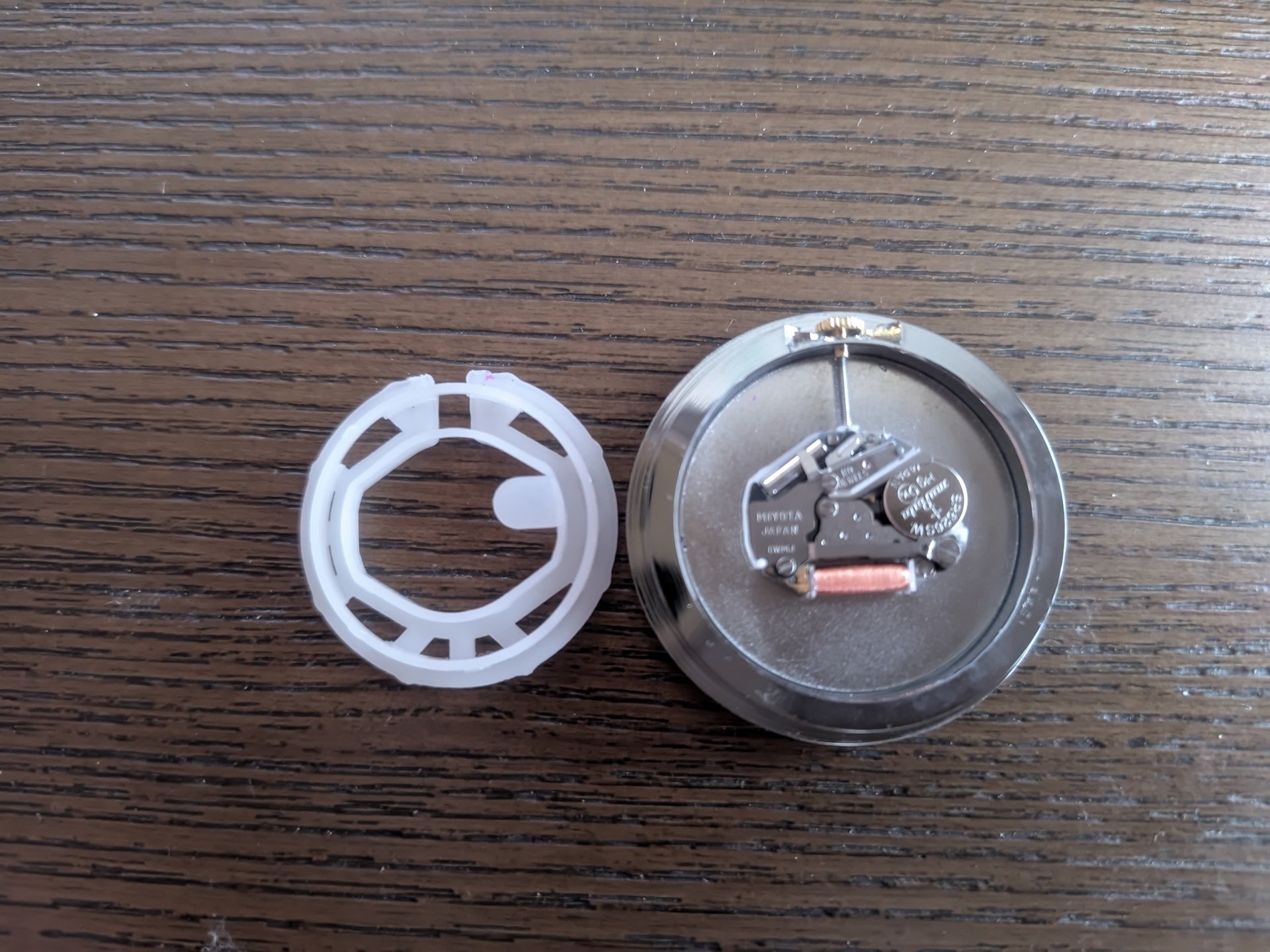 買ってよかったアイテム③ウェッジウッド(Wedgwood) の置時計｜湯じ