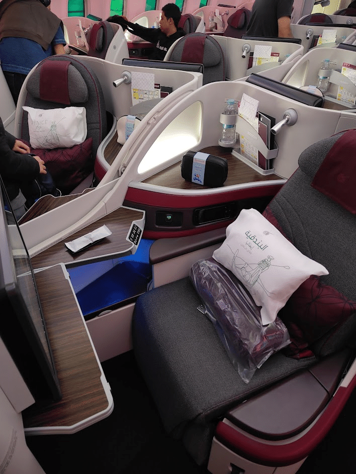 Qatar Airways 日本航空 全日空 旅行用アメニティ パジャマ Qatar