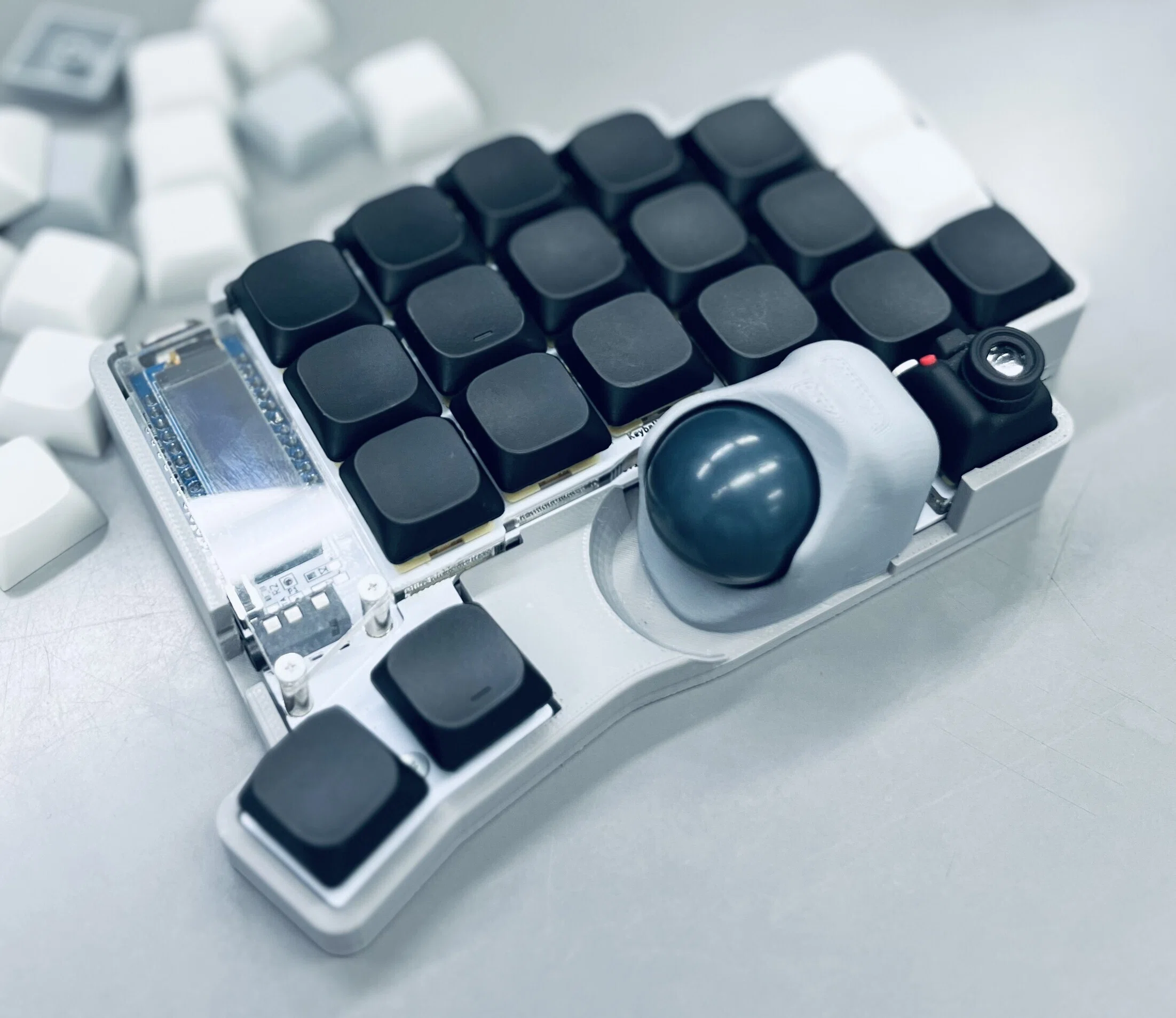 SMOLO KEYCAPS｜MX互換の無刻印ロープロキーキャップ｜mame