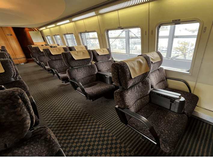 ネット限定！お買い物往復きっぷ」での博多駅からのお帰りは、ぜひ快適