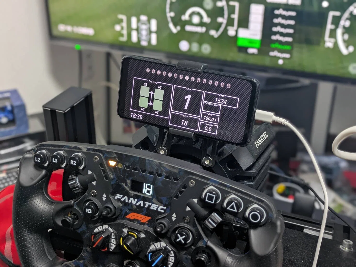 GT7】メーターディスプレイ導入したり、ステアリングを壁掛けできる 