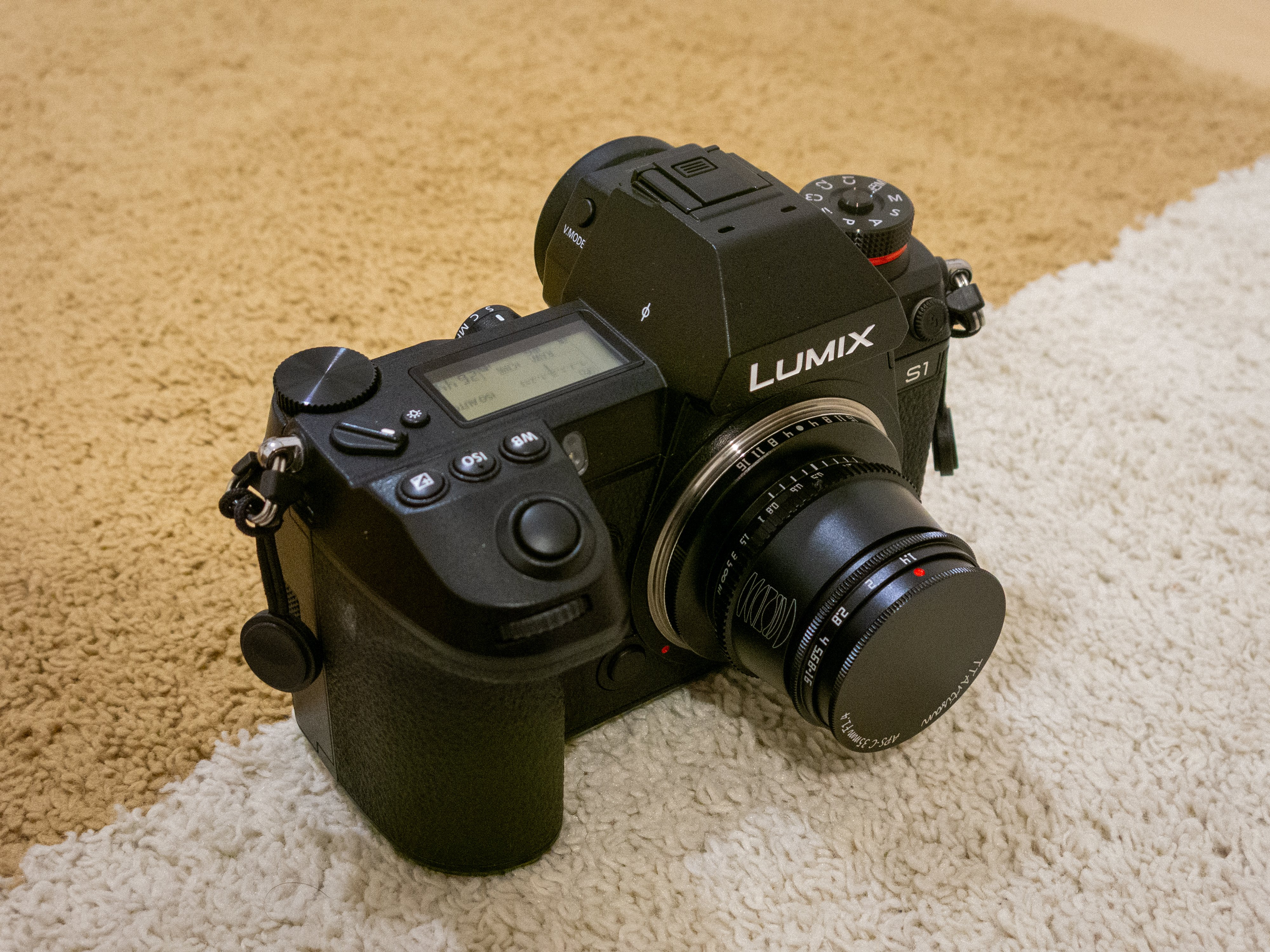 【新品未開封】銘匠光学 TTArtisan 35mm f1.4 C 新品)銘匠光学 (めいしょうこうがく) TTArtisan Tilt 35mm F1.4