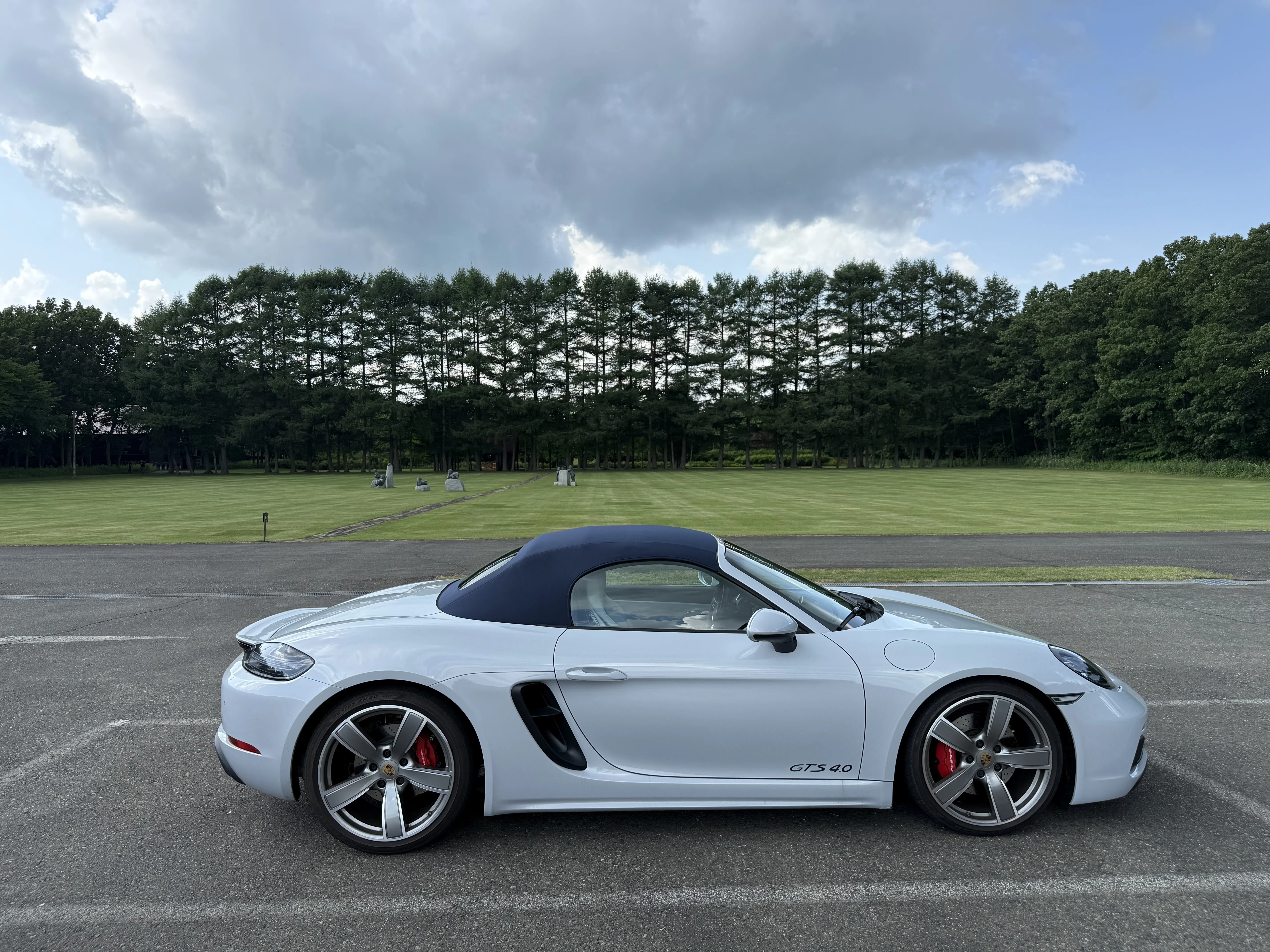 718ボクスターGTS4.0」で北海道を走る｜グアルデリコの52歳でFIRE生活