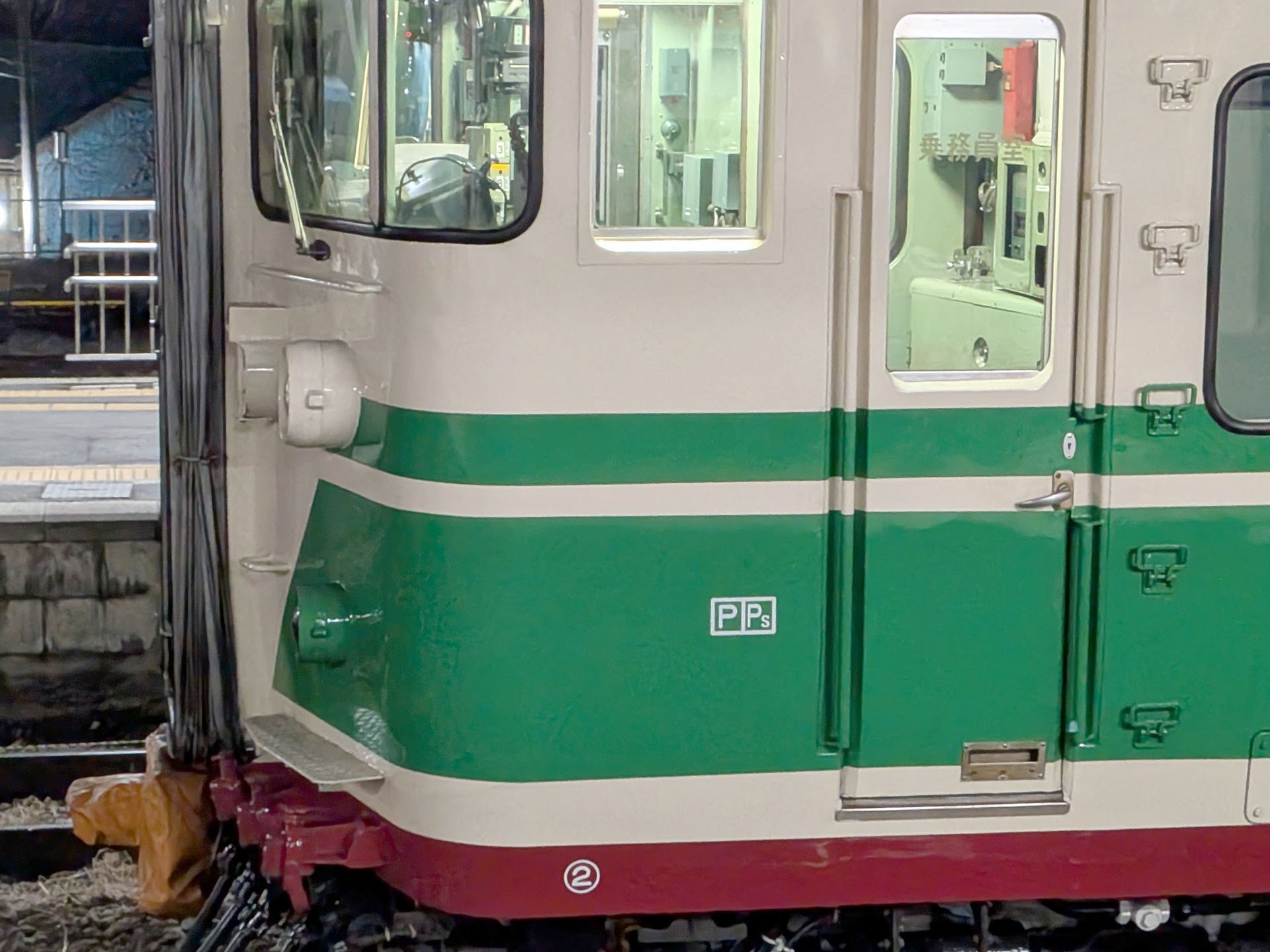 JR在来線車両の先頭車にある「謎のアルファベット記号」は意外と
