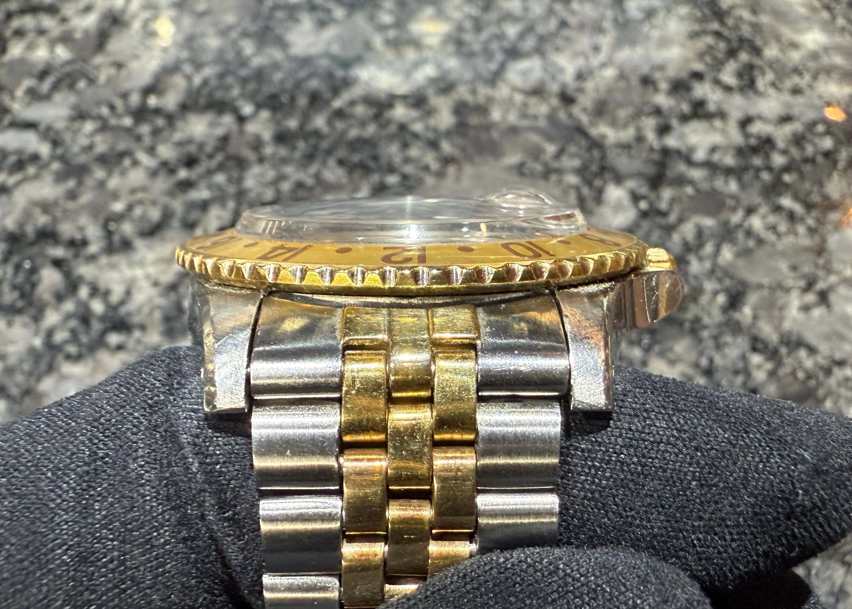茶金インサート＆巻きジュビリーが魅力 GMTマスター 1675/3 72-73年