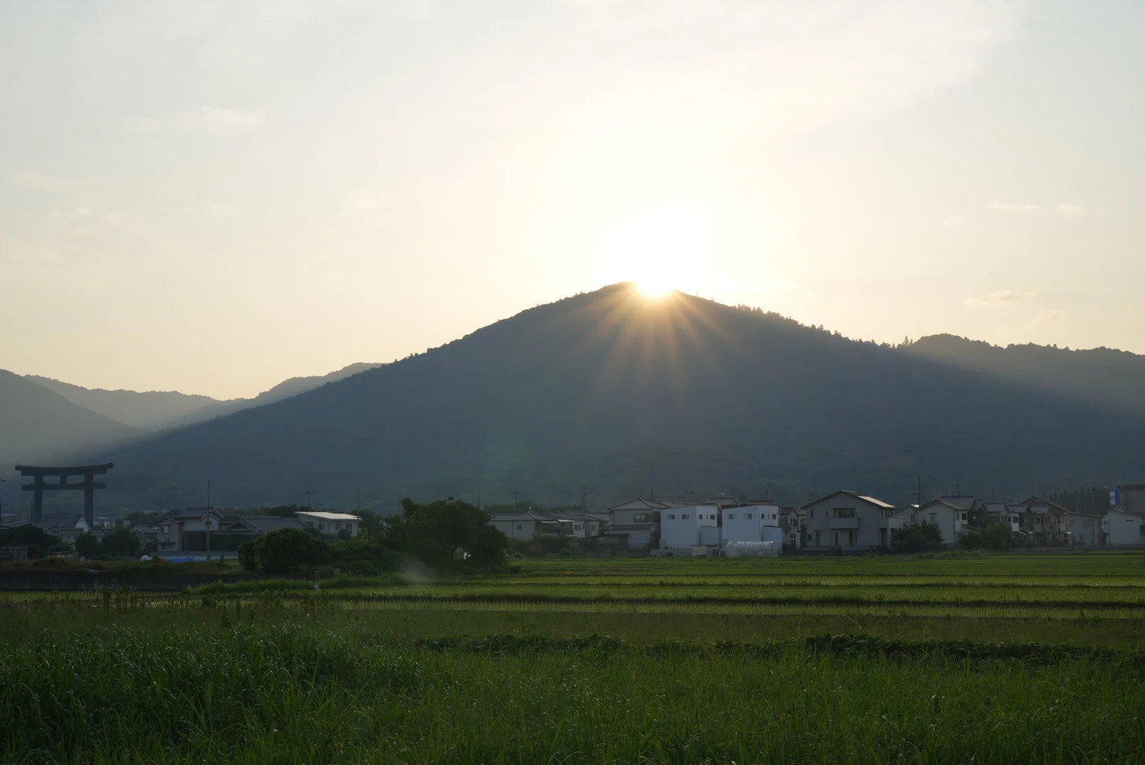 大和 ぶら探 古代大和「太陽の道」 （北緯34度32分）を感じながら