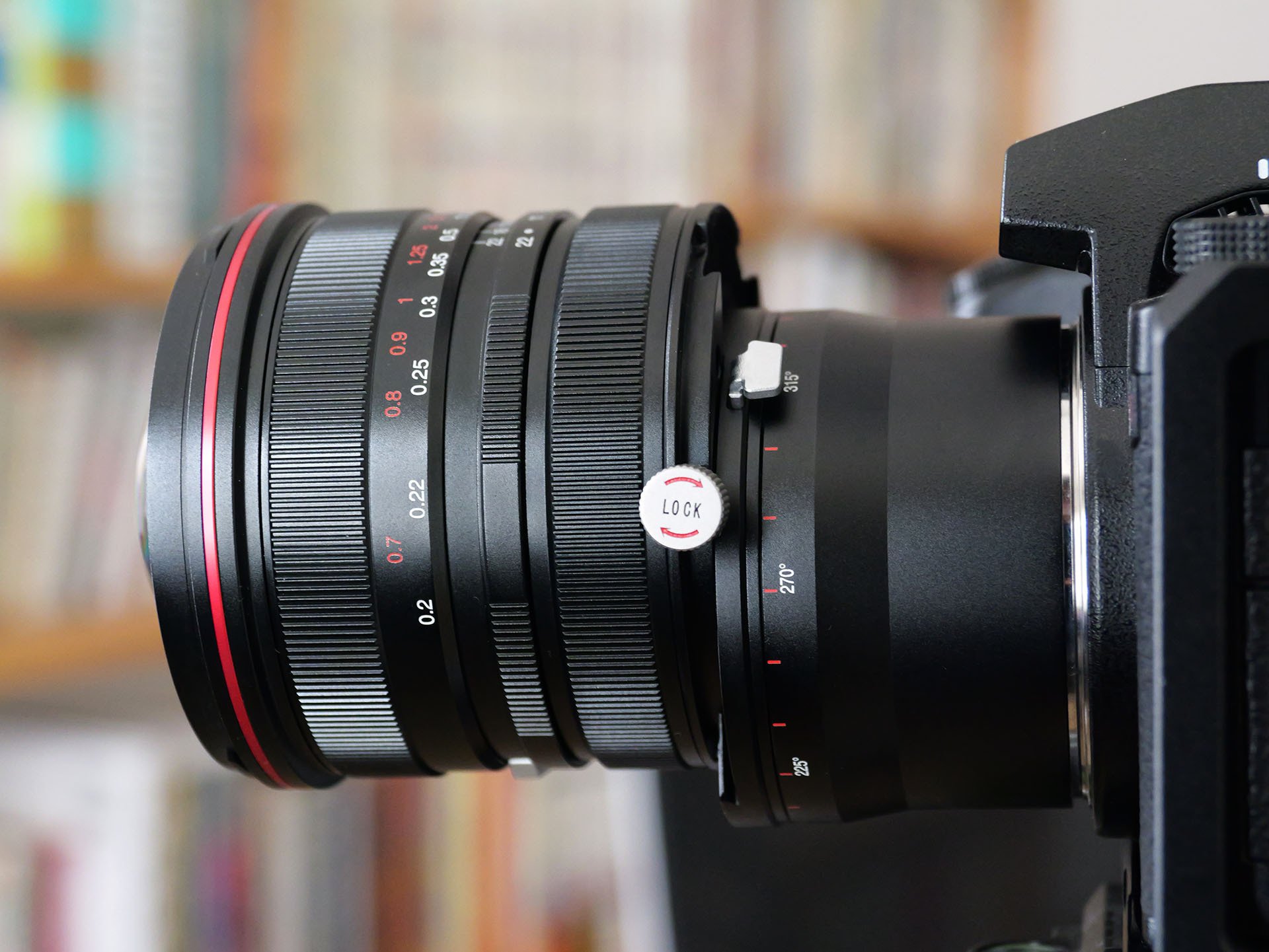 建築写真家でなくても欲しくなるレンズ、LAOWA 15mm F4.5R Zero-D