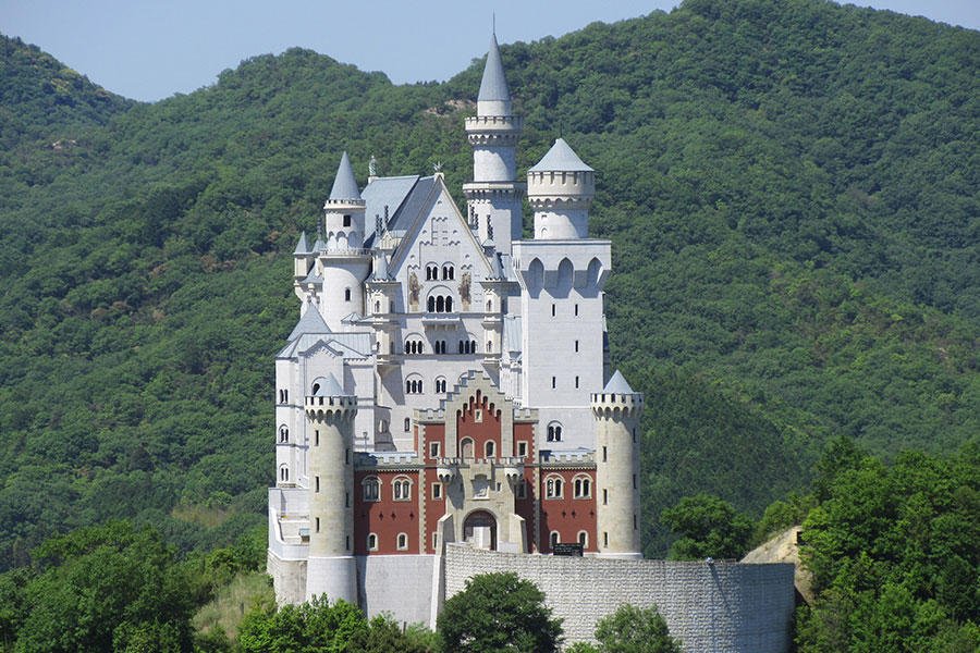 王城　ノイシュヴァンシュタイン城　城の説明・建築史・伝説 王城 ノイシュヴァンシュタイン城 城の説明・建築史・伝説 ノイシュ