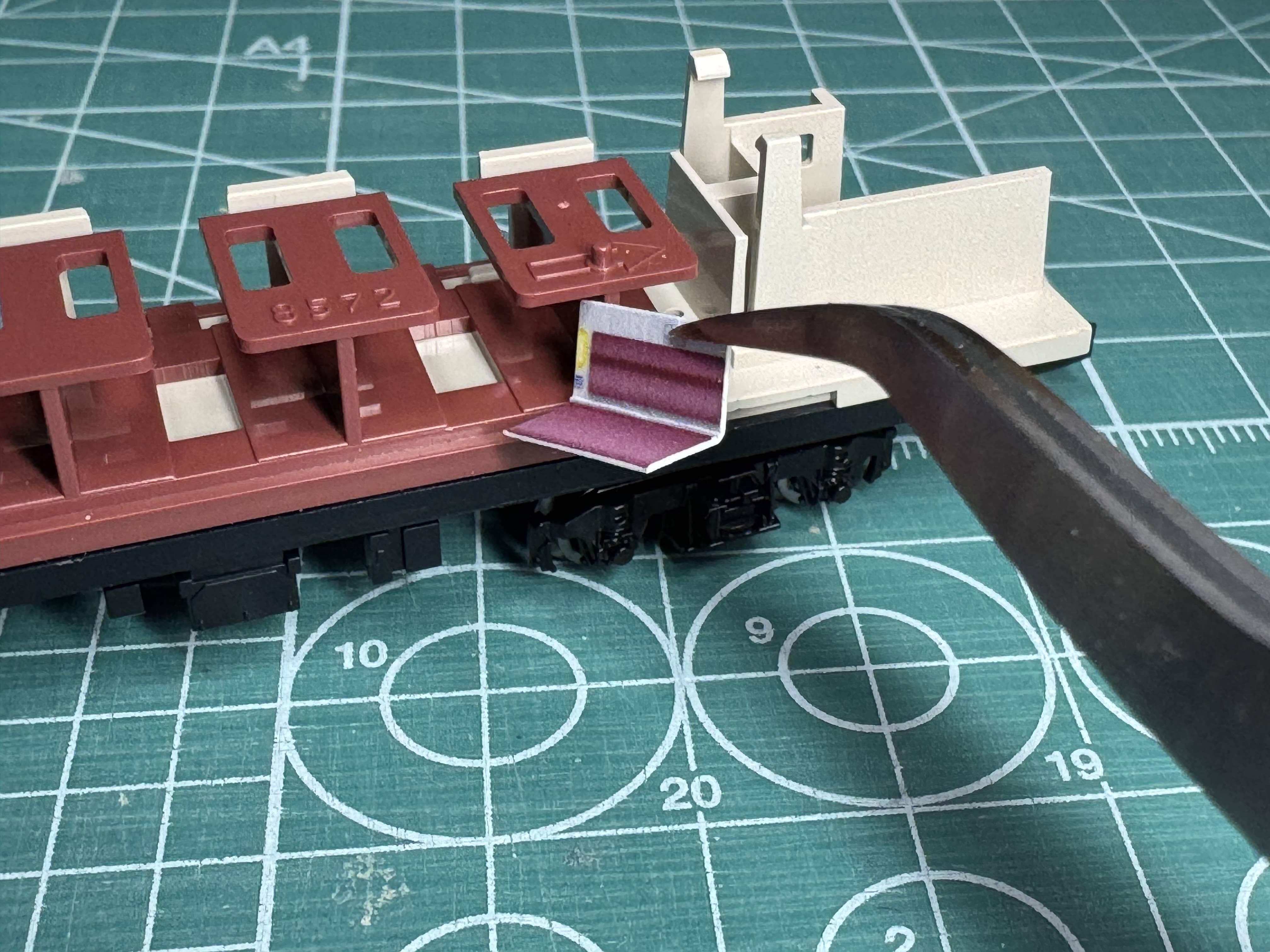 3044/3045/3046 開放B寝台車「オハネフ25-100(九)」内装クラフトシート