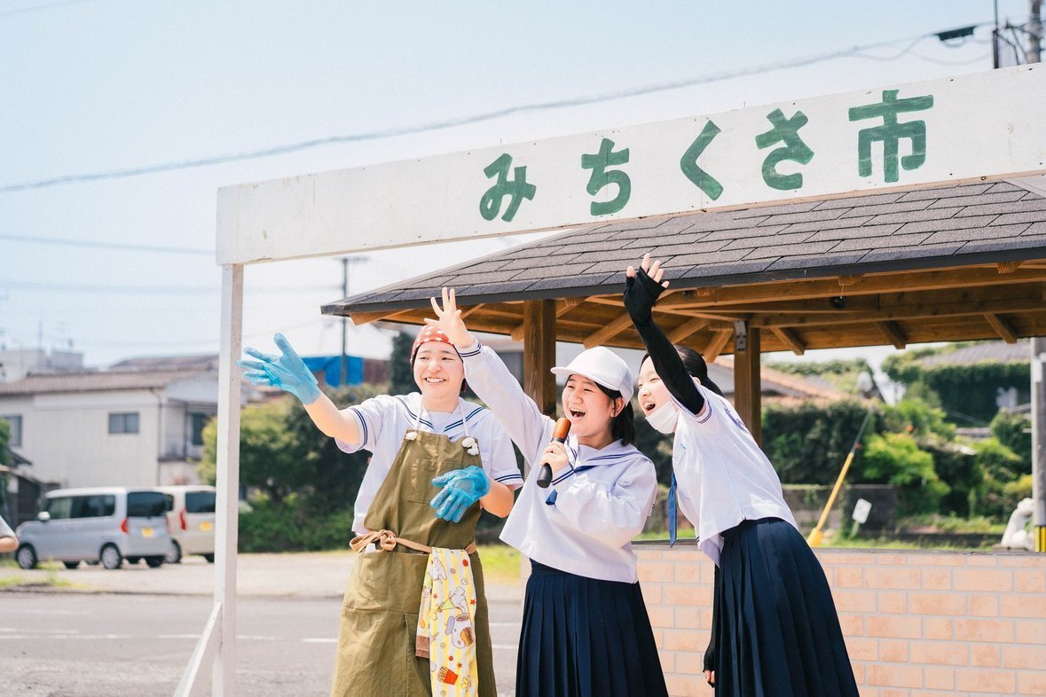 自分たちで創り、自分たちで稼ぐ。「中学生みちくさ市」開催！ | イツノマ