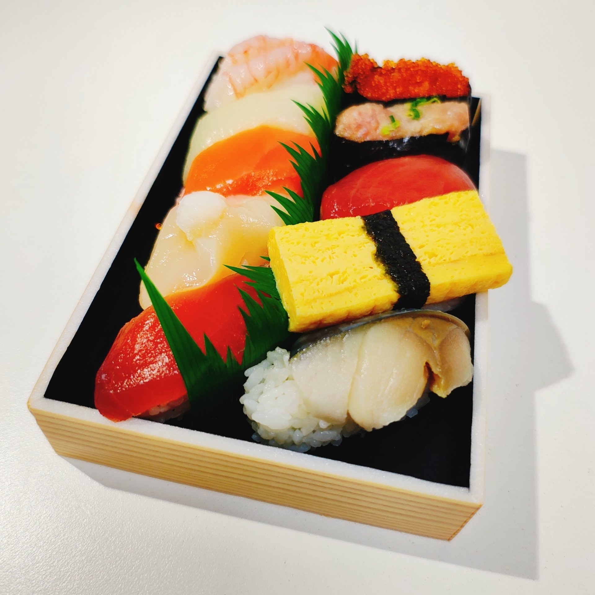 半額をハント！マックスバリュの「綾（握り10貫）」｜ハンタス