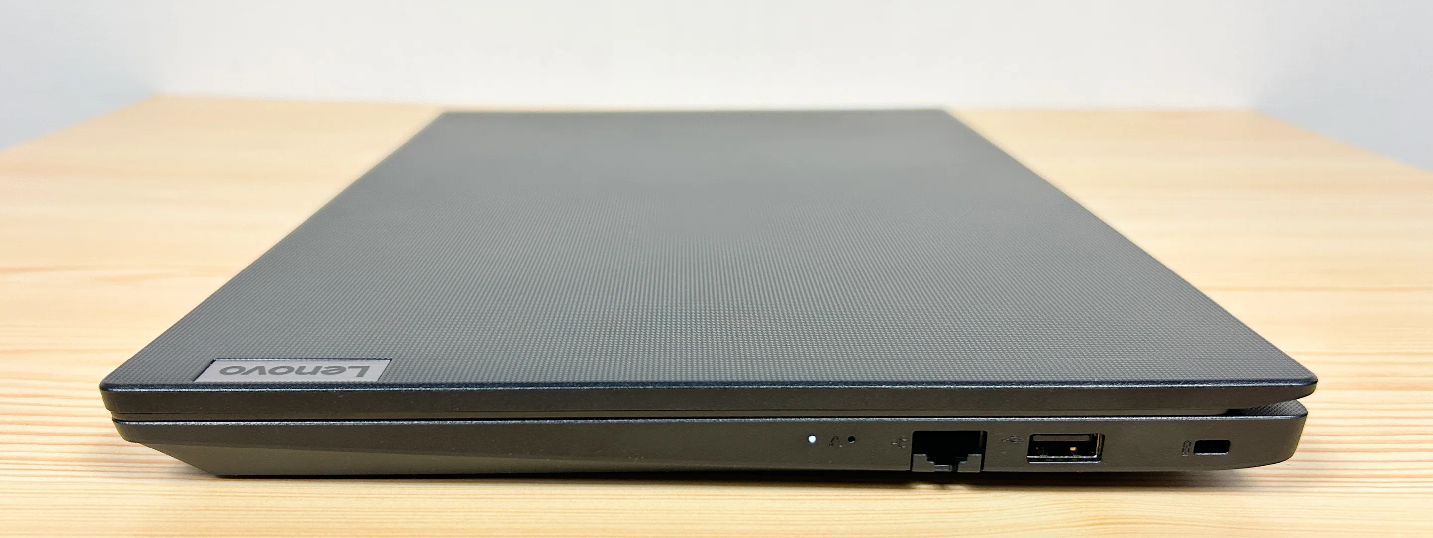 低価格ビジネスPCのLenovo V14 Gen 4 AMDをレビューしたから本音を 