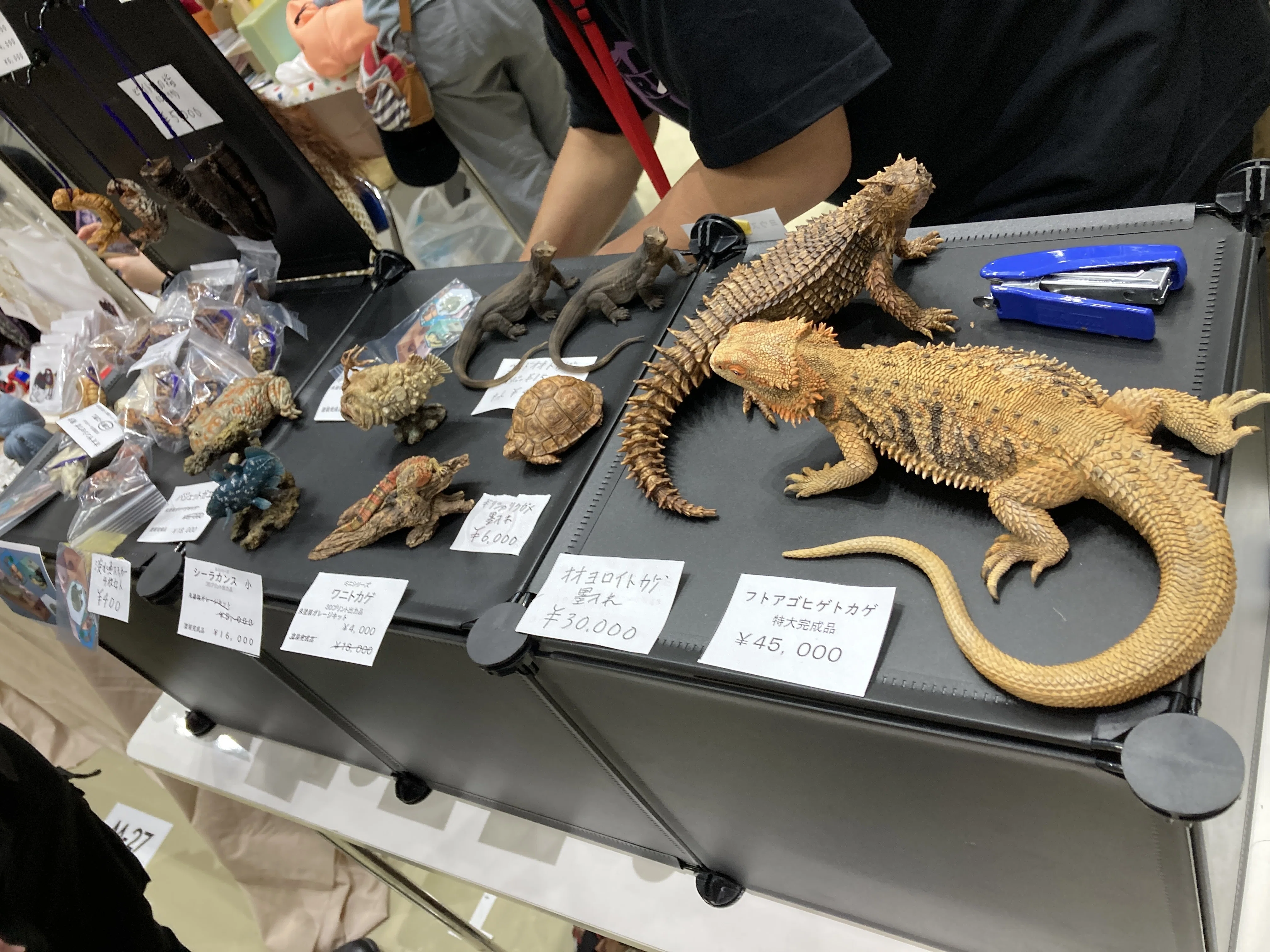 初めてのデザフェス、財布の中身が蒸発した。｜積みプラで詰んだAKI