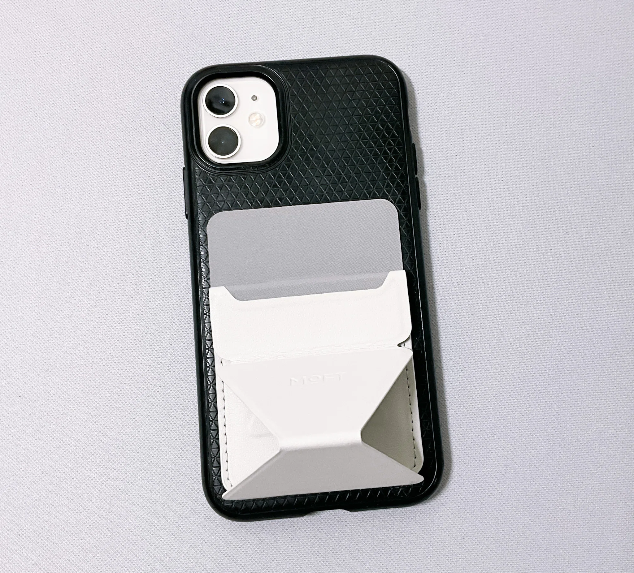 MOFT X】 経年劣化しまくったスマホスタンドを交換する 【iPhone