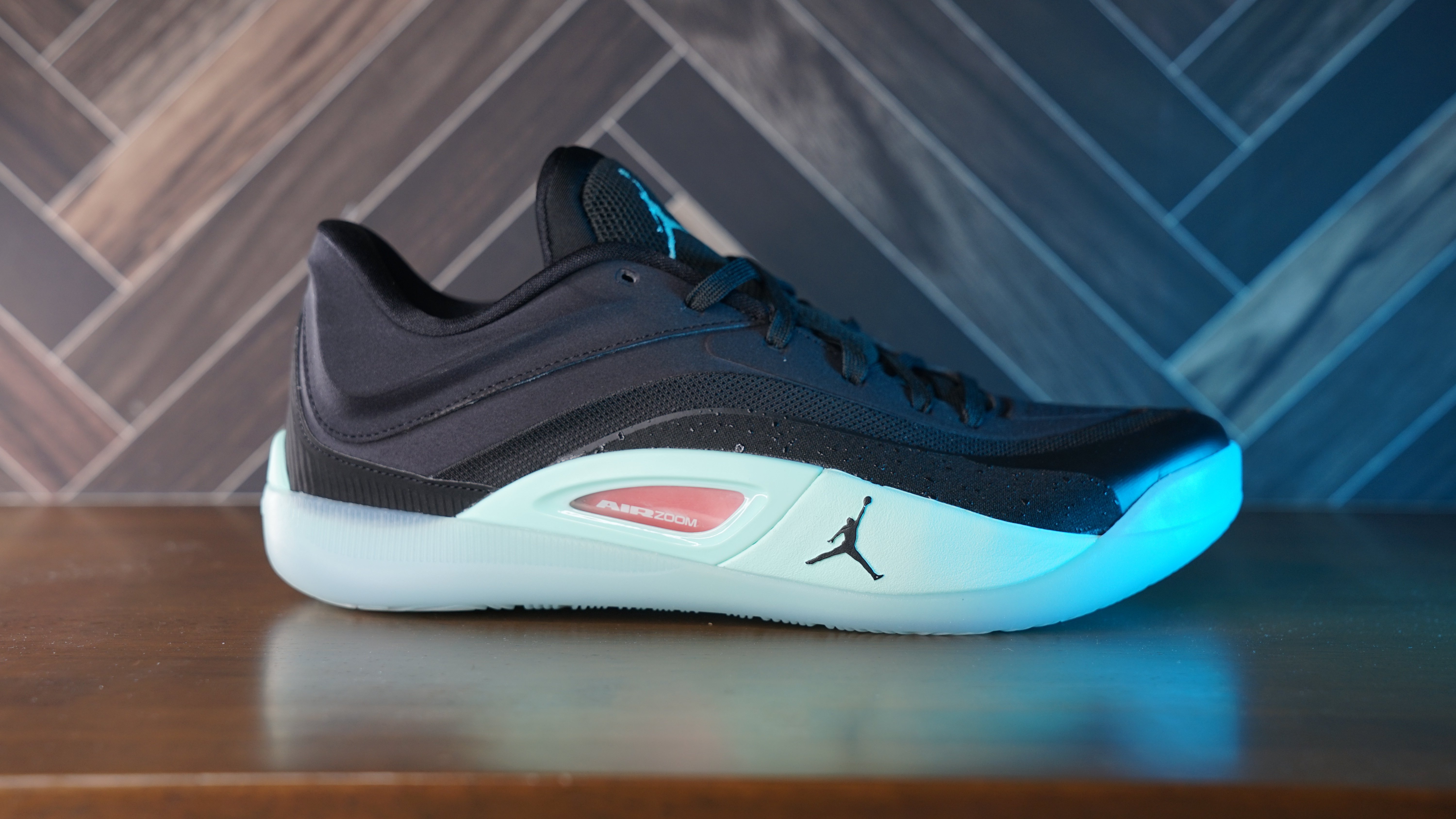 Review16：【Jordan】Zion4 PF｜ぱらと