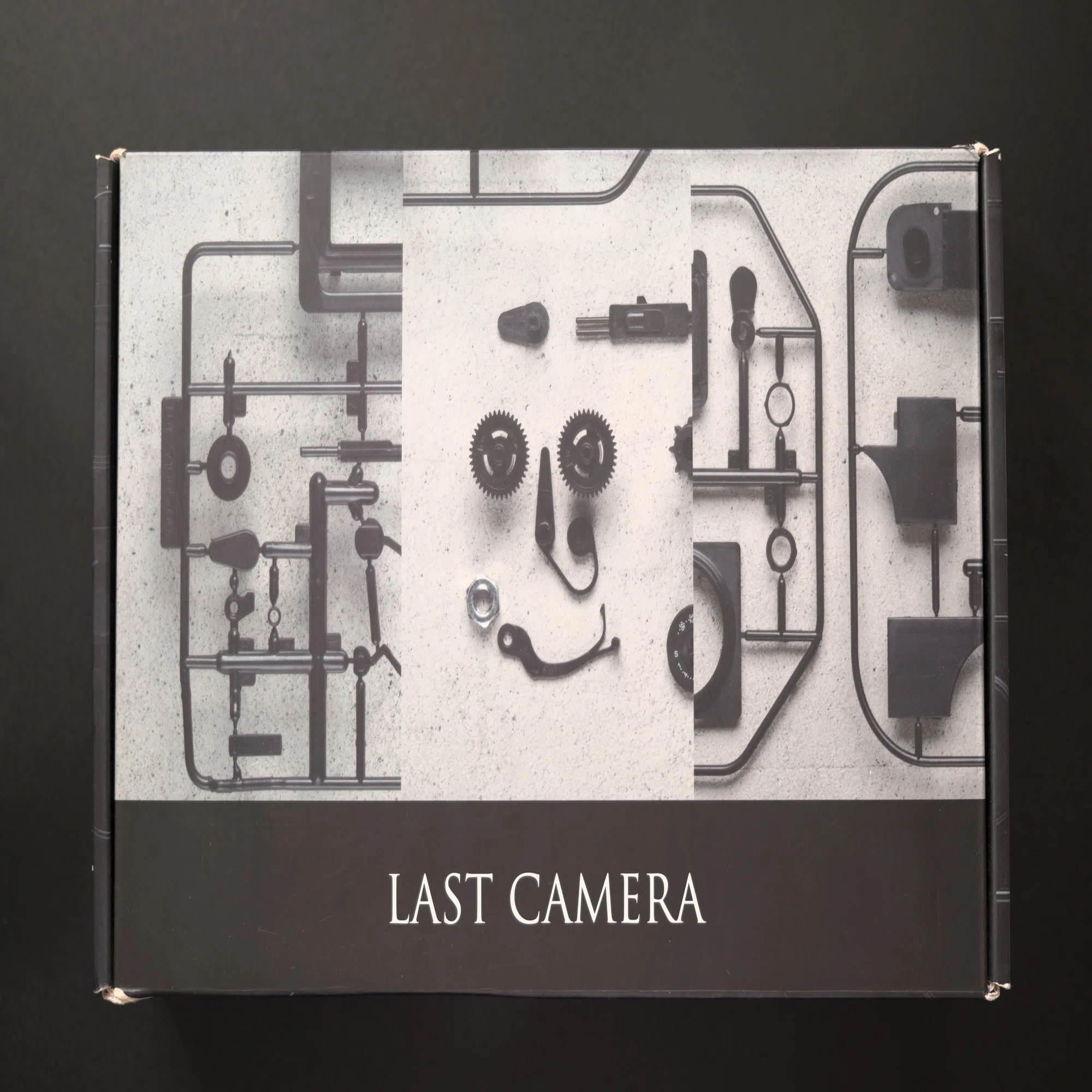 レビュー】プラモデルのカメラ「THE LAST CAMERA」（組立編）｜プラナリア