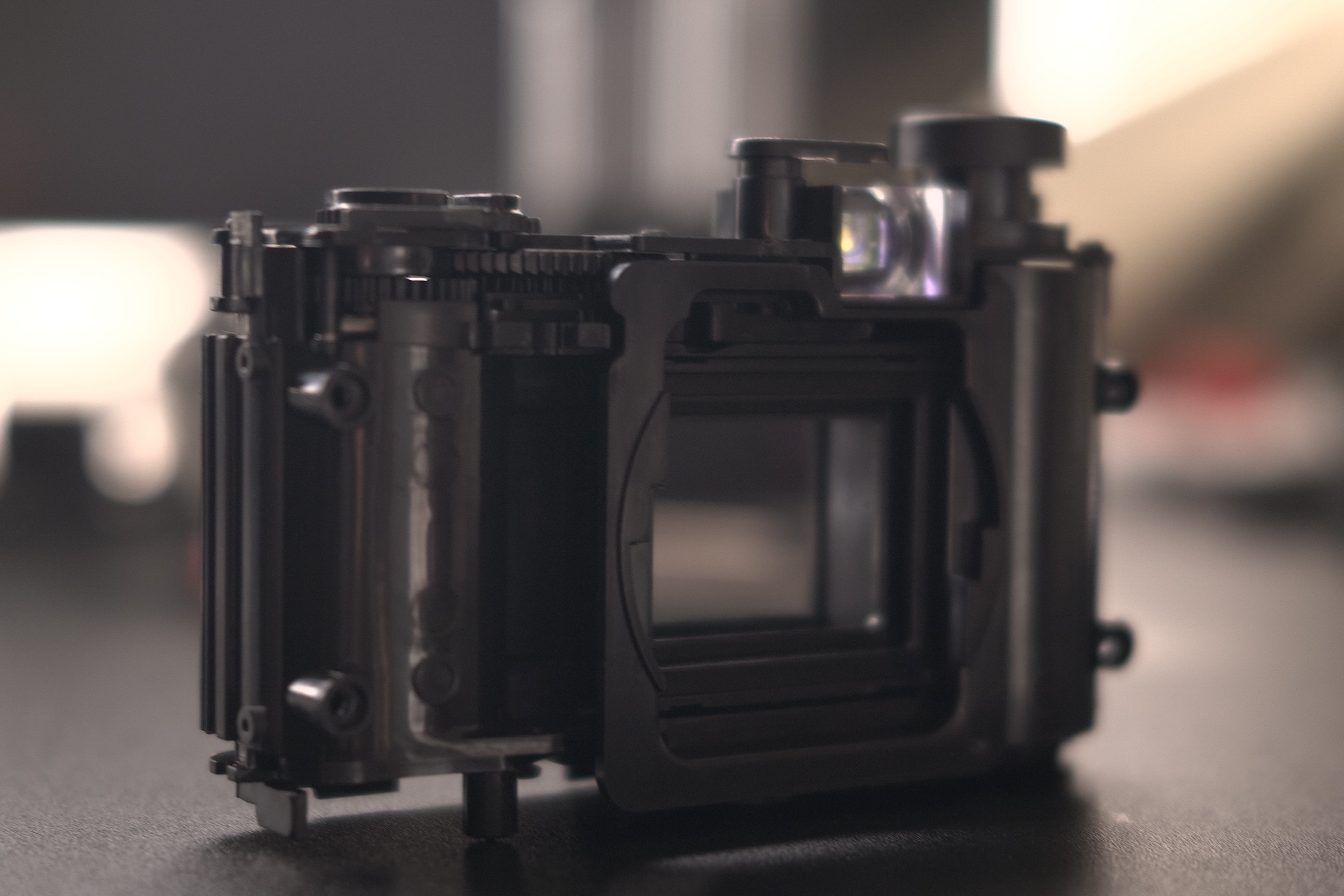 組み立て式フィルムカメラ LAST CAMERA レビュー】プラモデルのカメラ「THE LAST CAMERA」（完成編