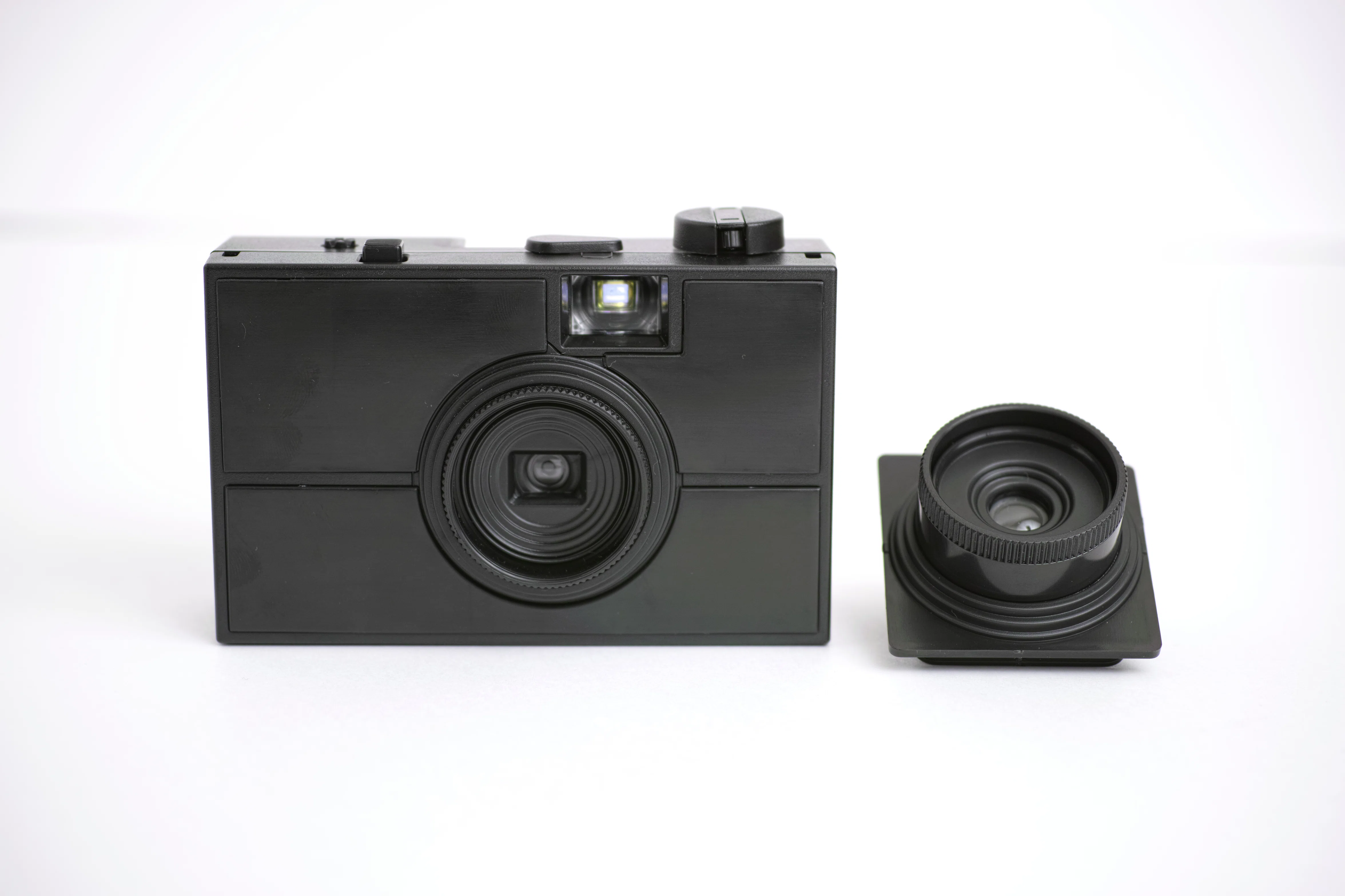 レビュー】プラモデルのカメラ「THE LAST CAMERA」（完成編）｜プラナリア