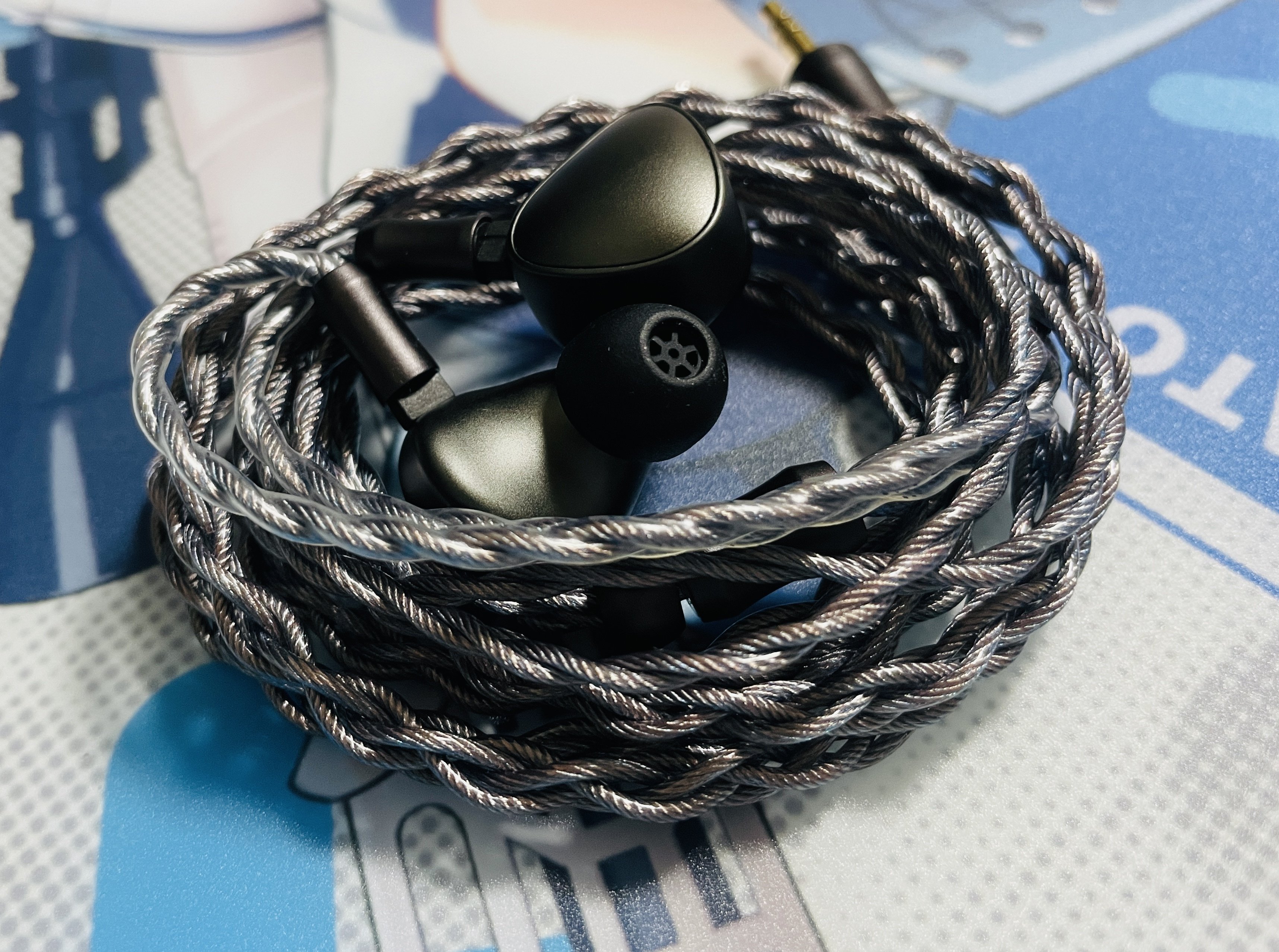 イヤホン Lucid IEM By Tekkusai Tekkusai Lucid IEM イヤホン｜ふもコレ(Fumo Collection)