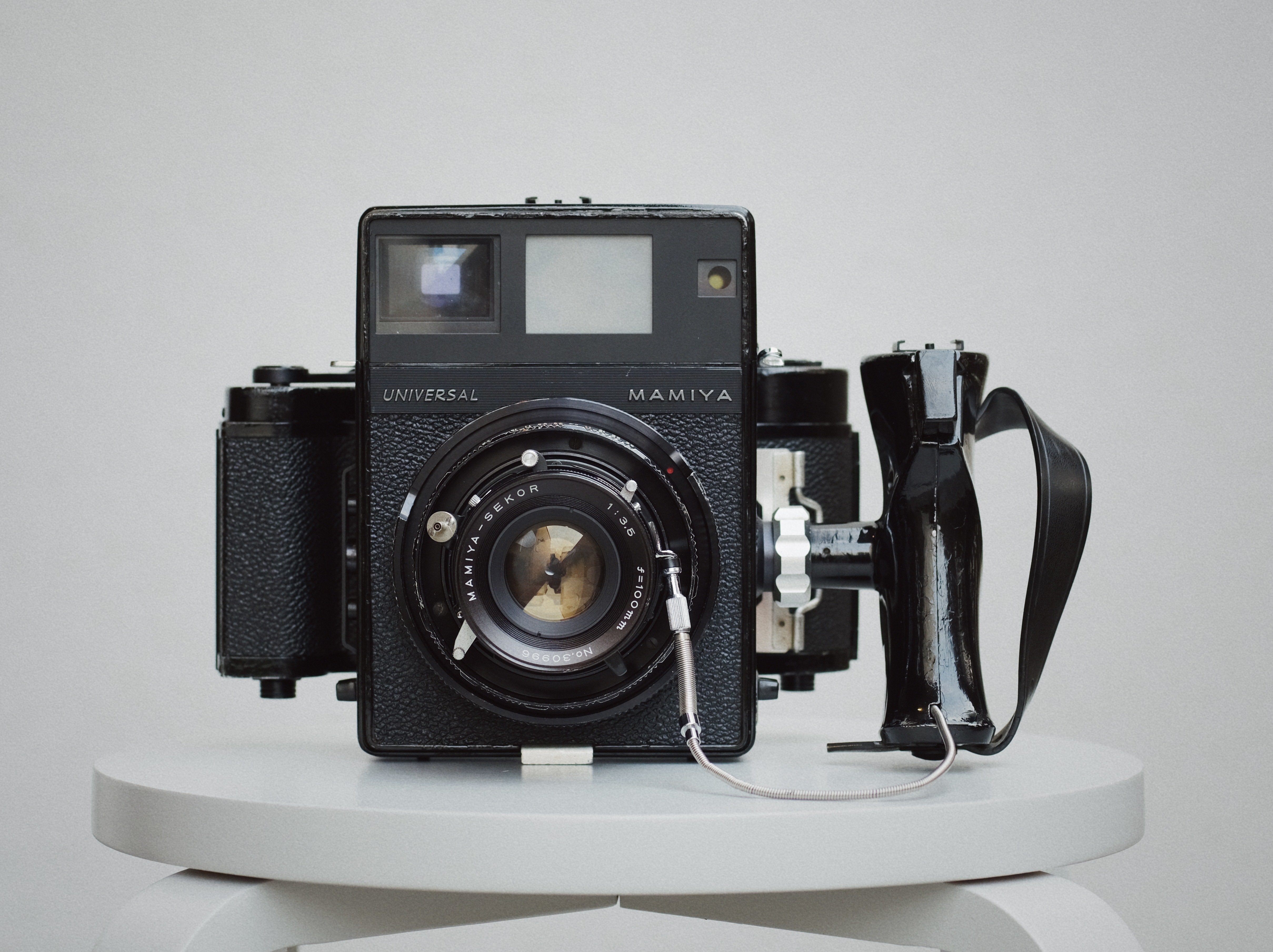マミヤ　中判フイルムカメラ　ユニバーサルプレス　ブラック　使用説明書　1975年 MAMIYA UNIVERSAL PRESS BLACK 撮影準備編 その2 （120・レンズ