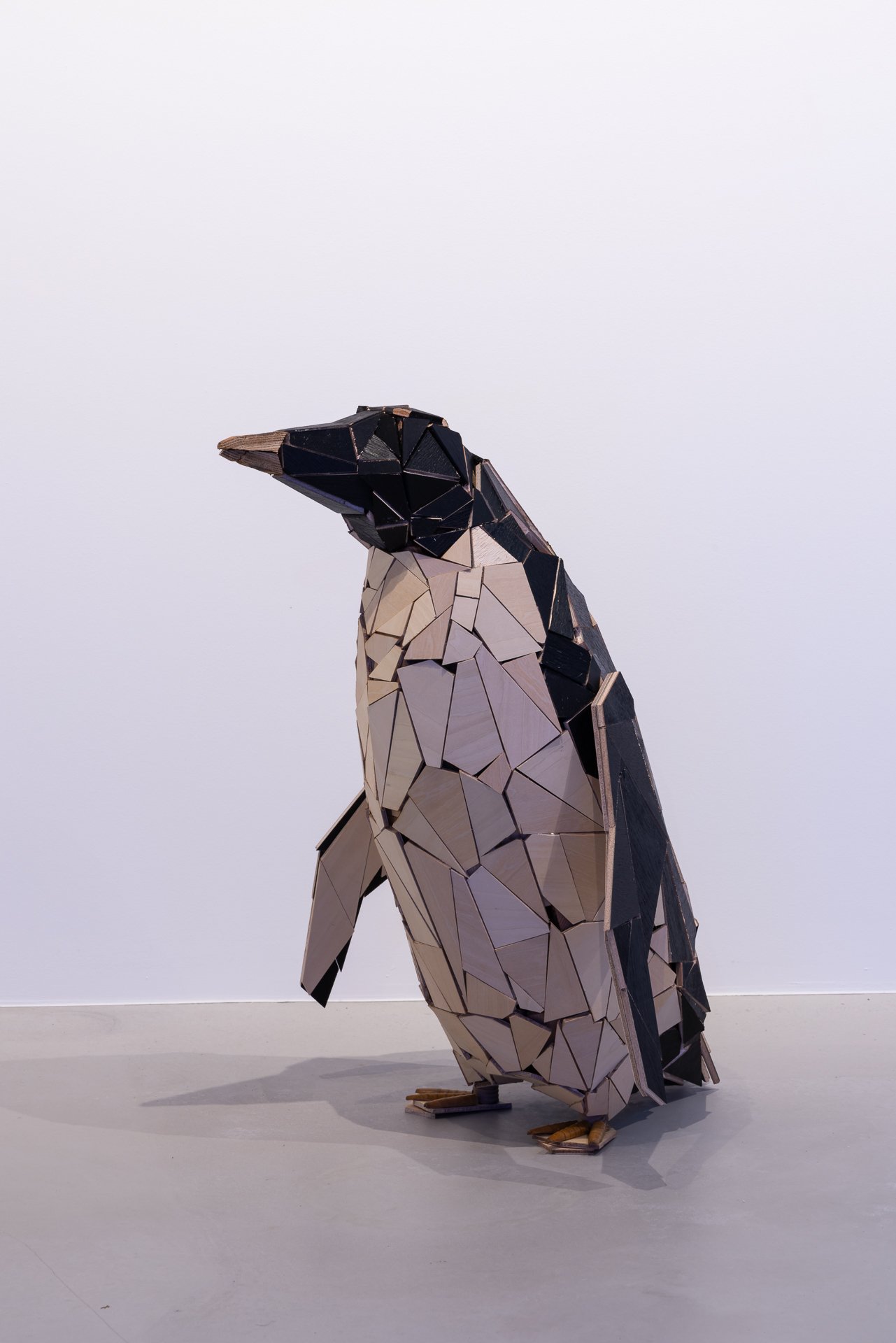 廃材アート 廃材再生師・加治聖哉さんによる、ECDの廃材彫刻。｜ECD｜地球中心