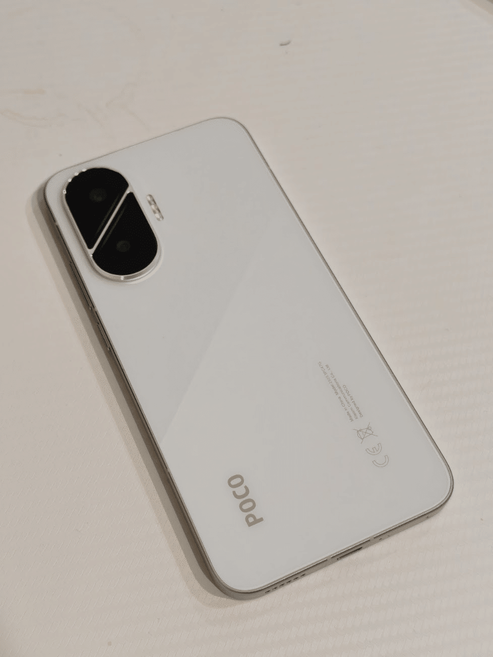 ピ*オ様 Xiaomi POCO F7 ホワイト シャオミ ピ*オ様 【未開封】Xiaomi