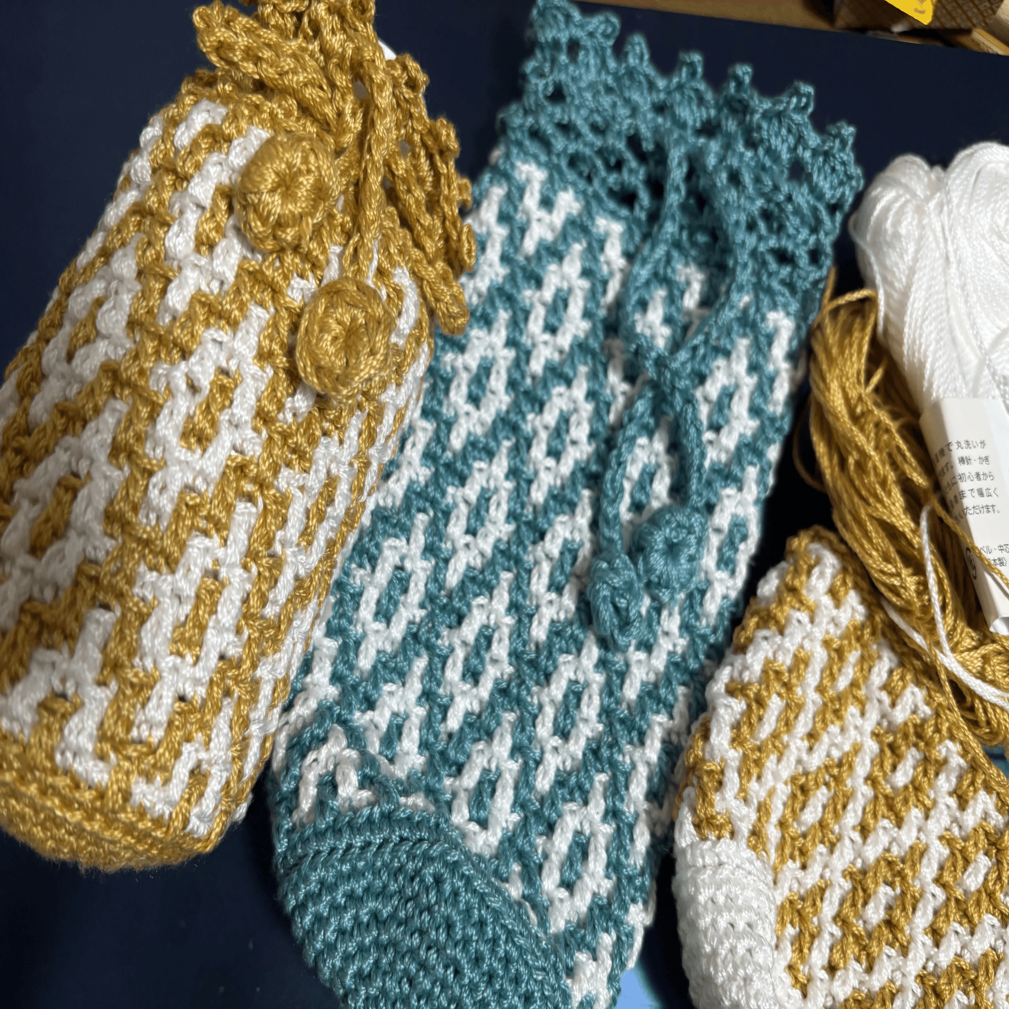 かぎ針編み、コットン ボトルカバー｜yumiパンダ