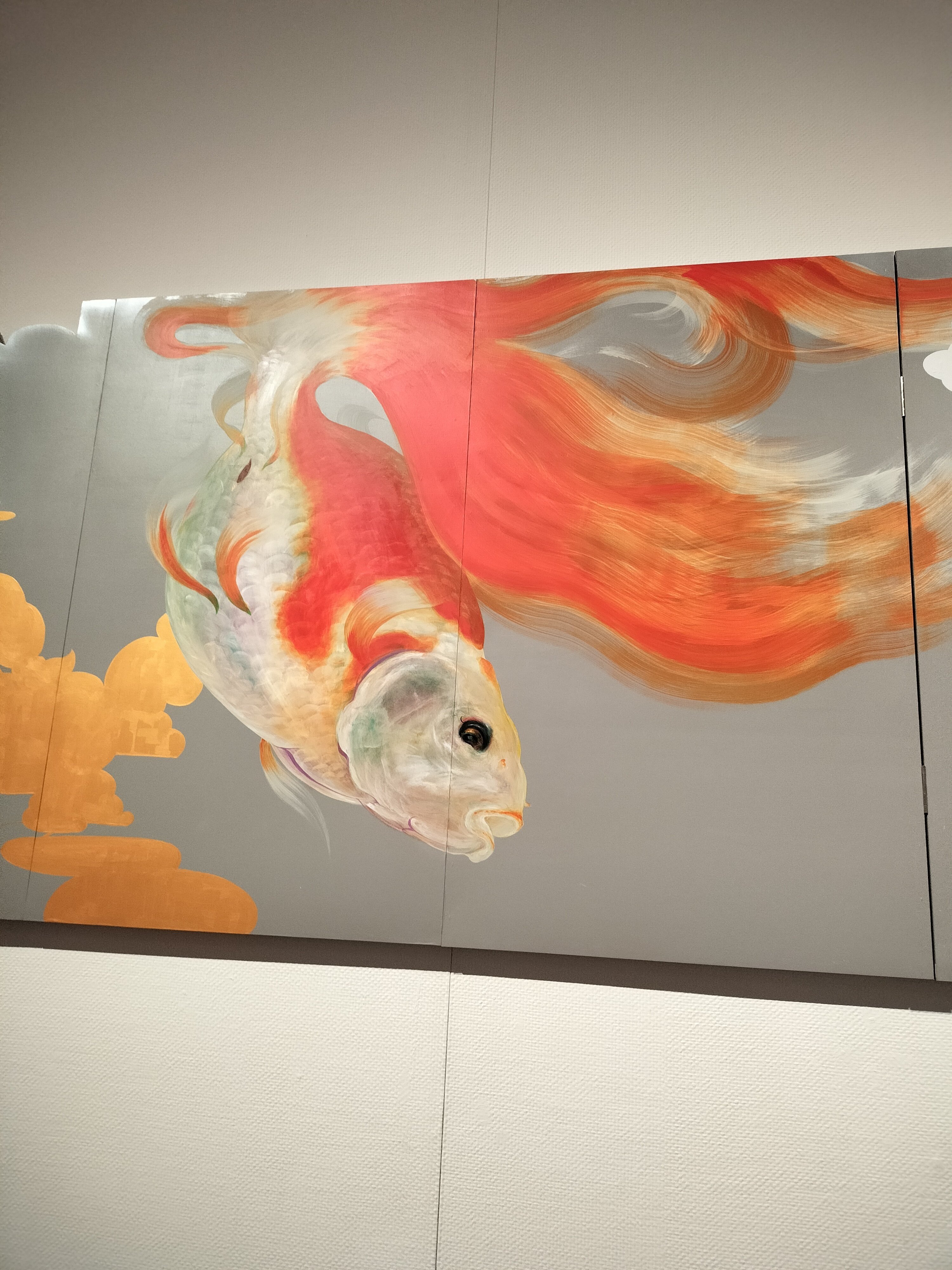 金魚絵師深堀隆介展‐水面のゆらぎの中へ‐に行ってきました｜黒崎すみれ