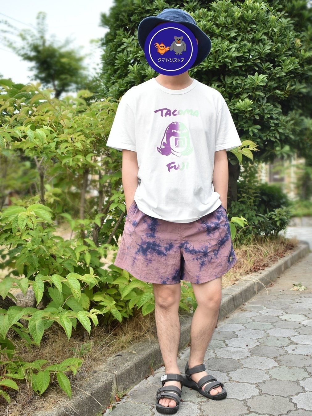 「知ってますか？　人の目の高さから見える水平線までの距離は、約四キロメートルなんですよ」