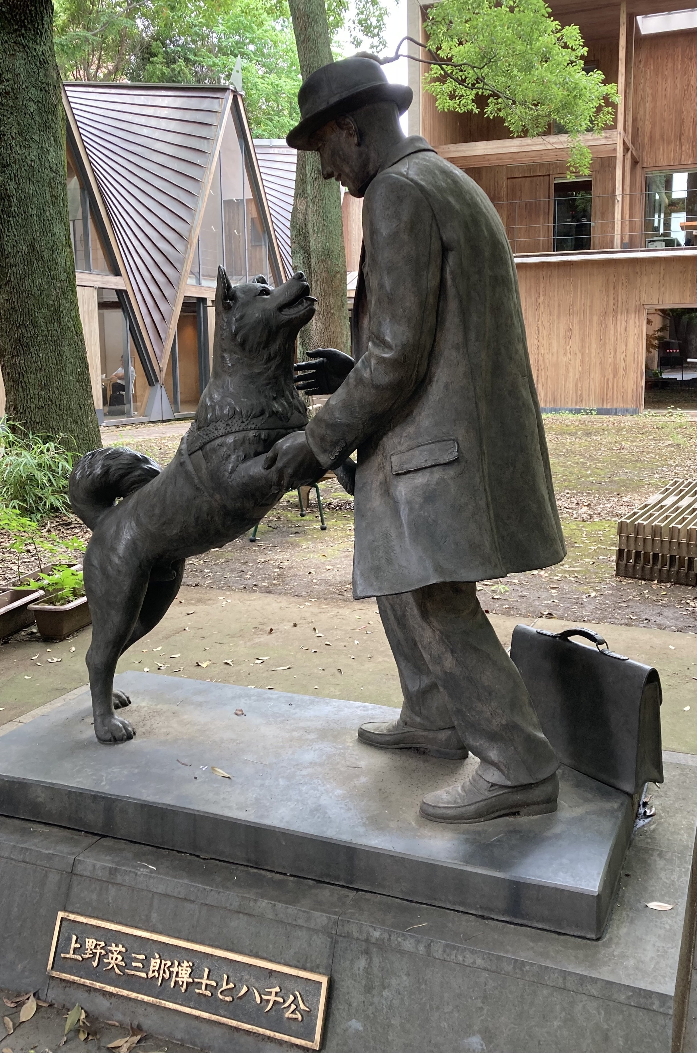 🐾32 渋谷ハチ公像｜mimi